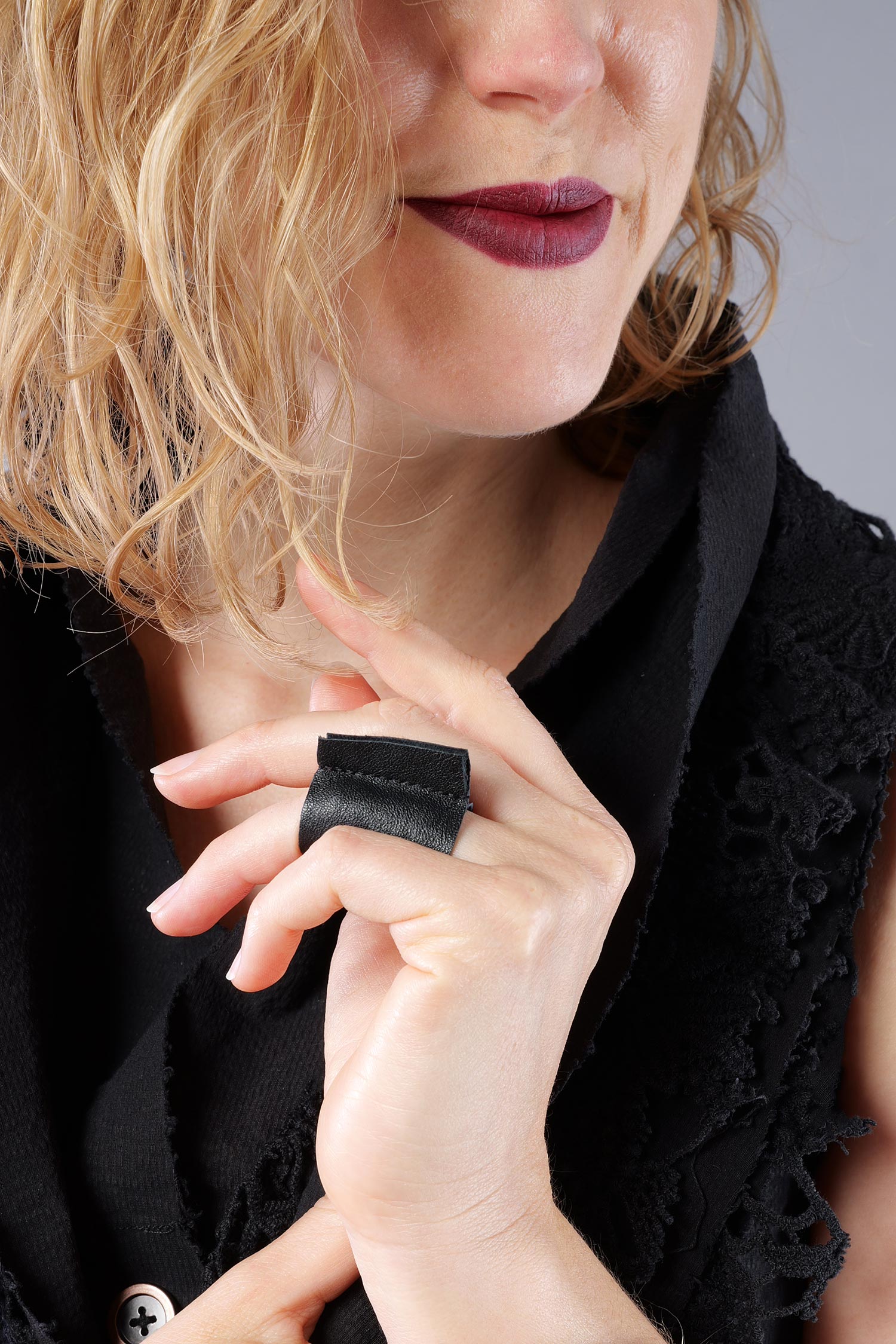 Leder Ring - schwarz - Dyno S