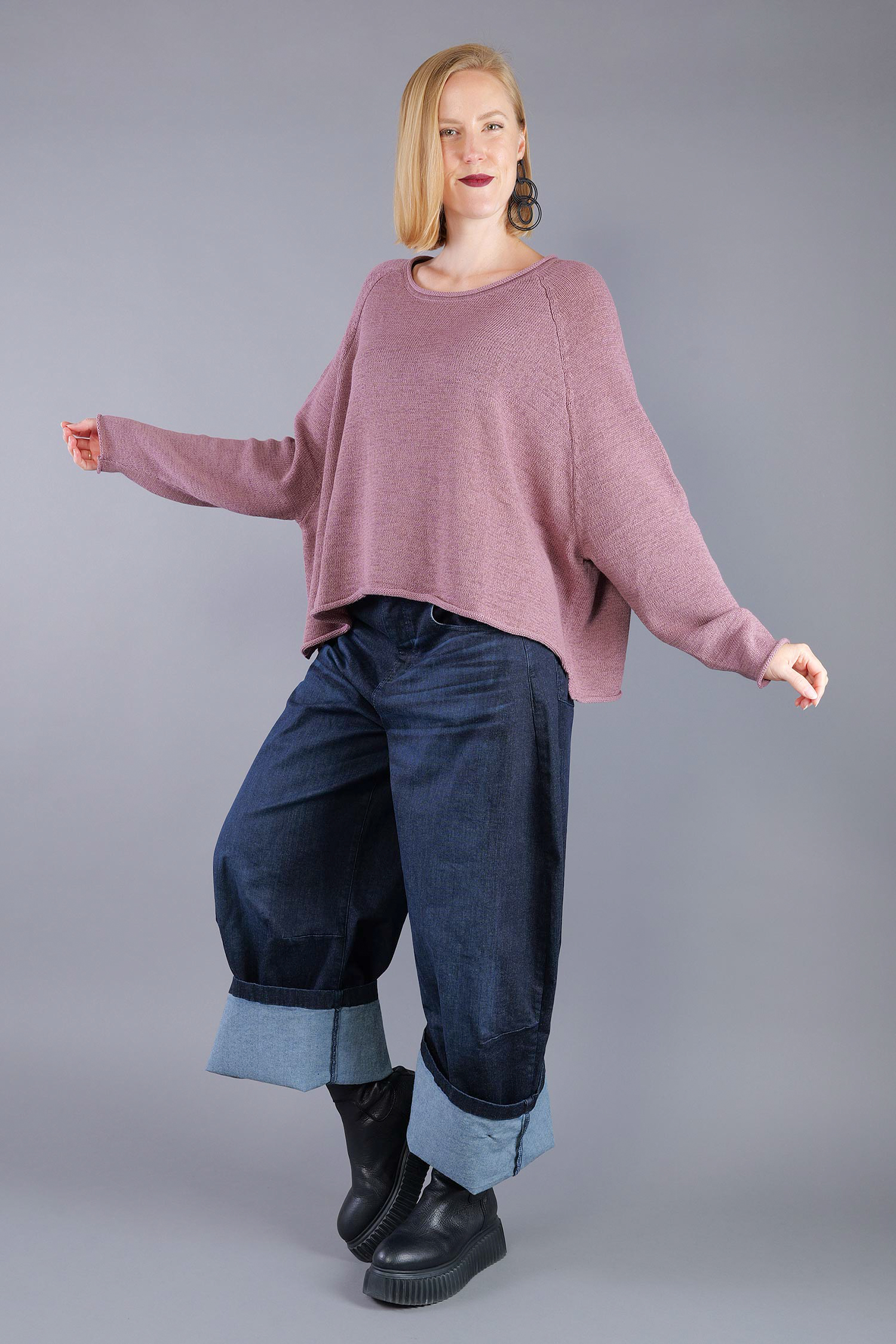 Oversized knitted pullover - Crystal - 2263720713