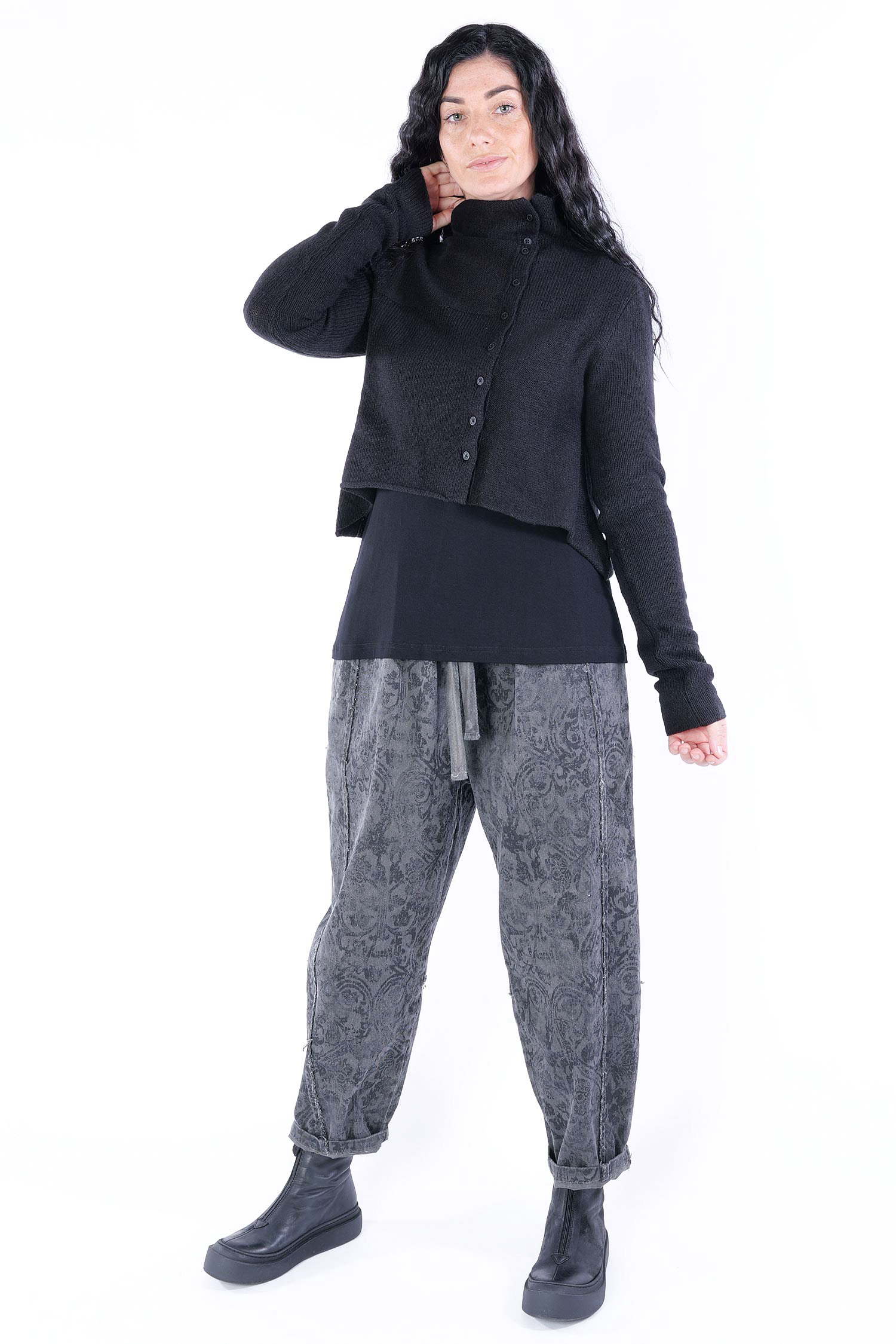 Kurze Strickjacke - Schwarz - 2253627103