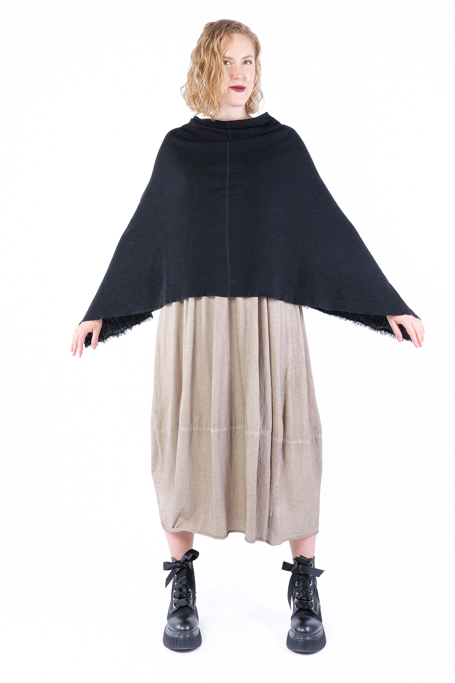 Merino poncho - Black - 1001