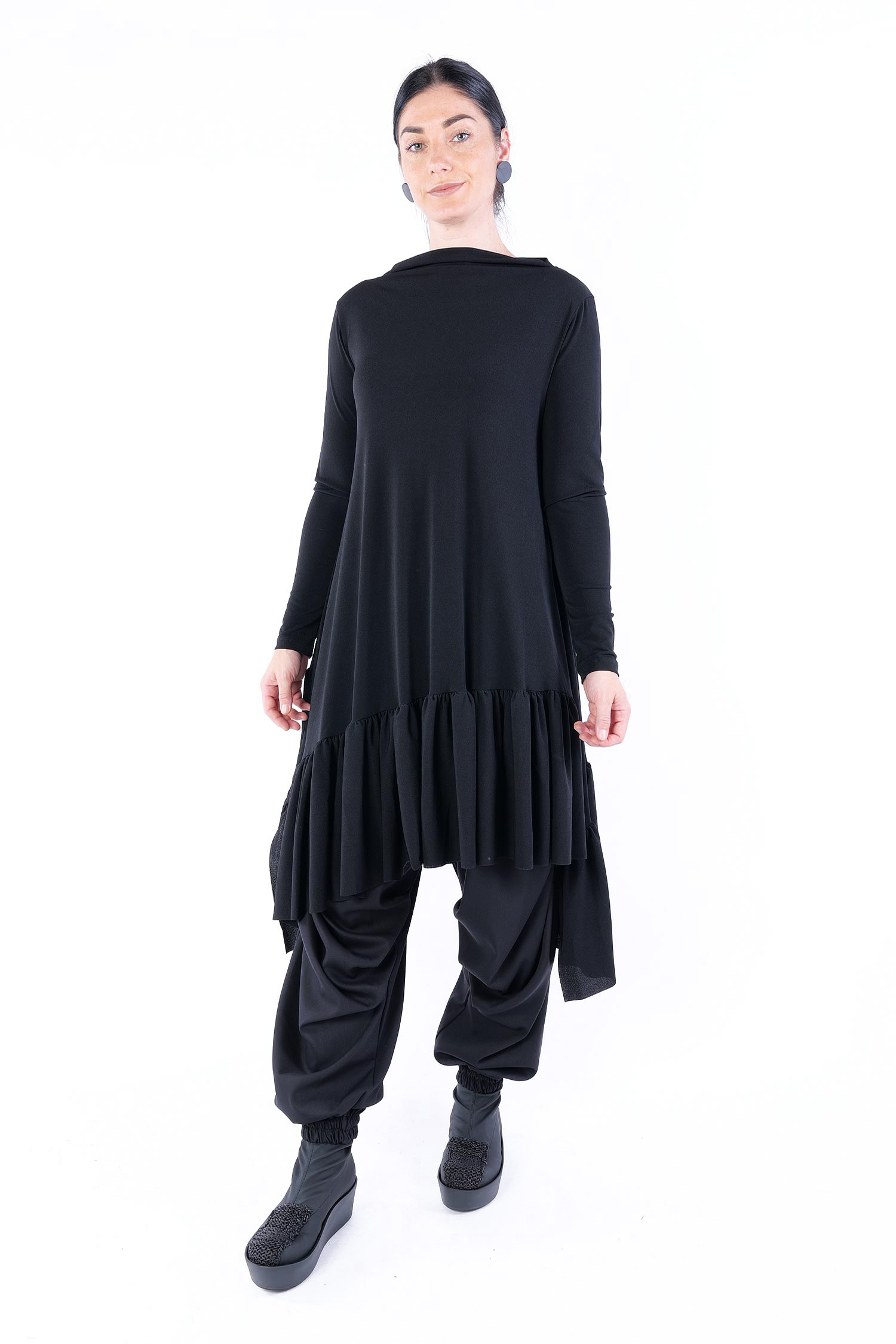 Tunika mit Rüschensaum - Schwarz - W25-09