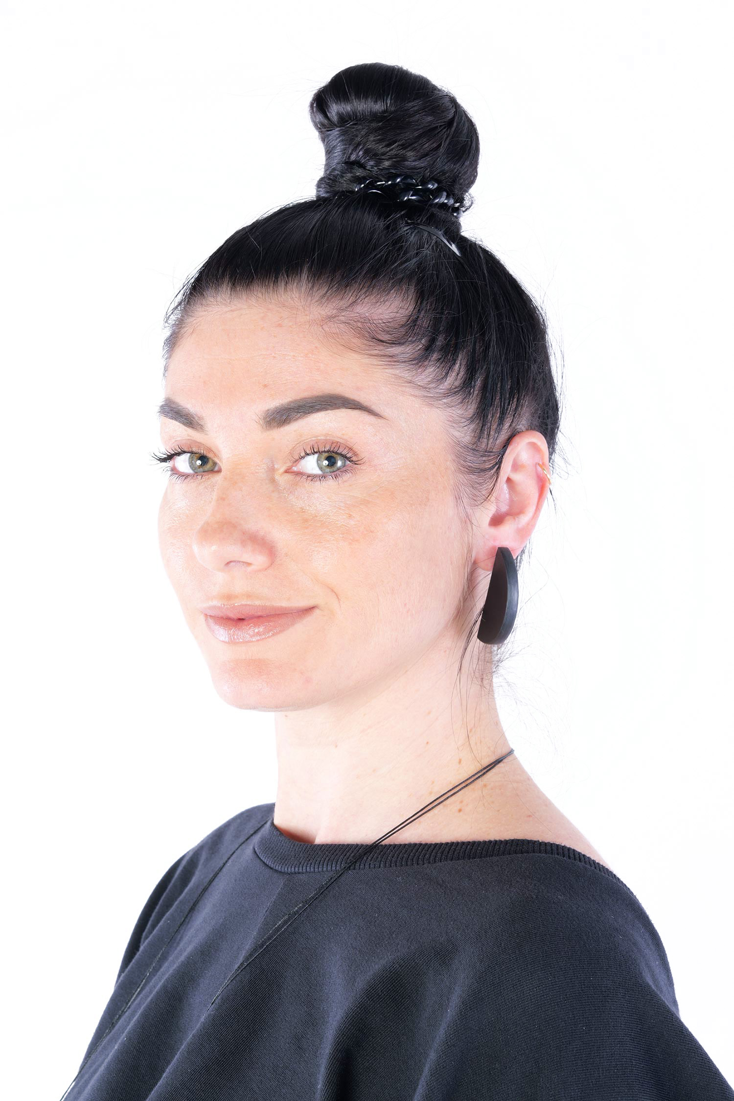 Halbrunde Ohrringe - Polkadot H_M_Earring - Schwarz