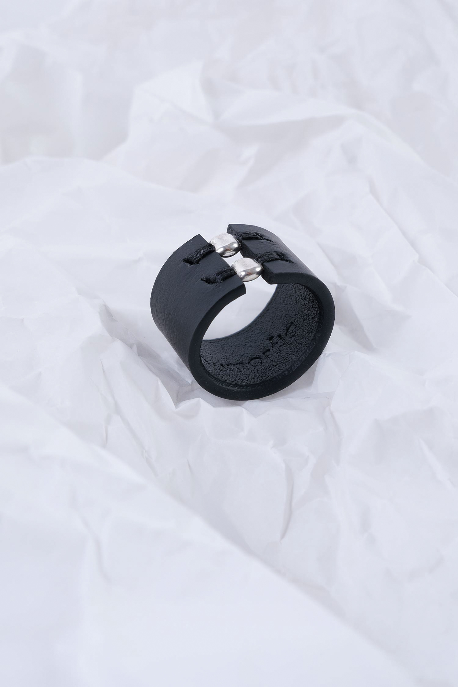 Ring with silver - Spheres_II Ring - Black / Silver