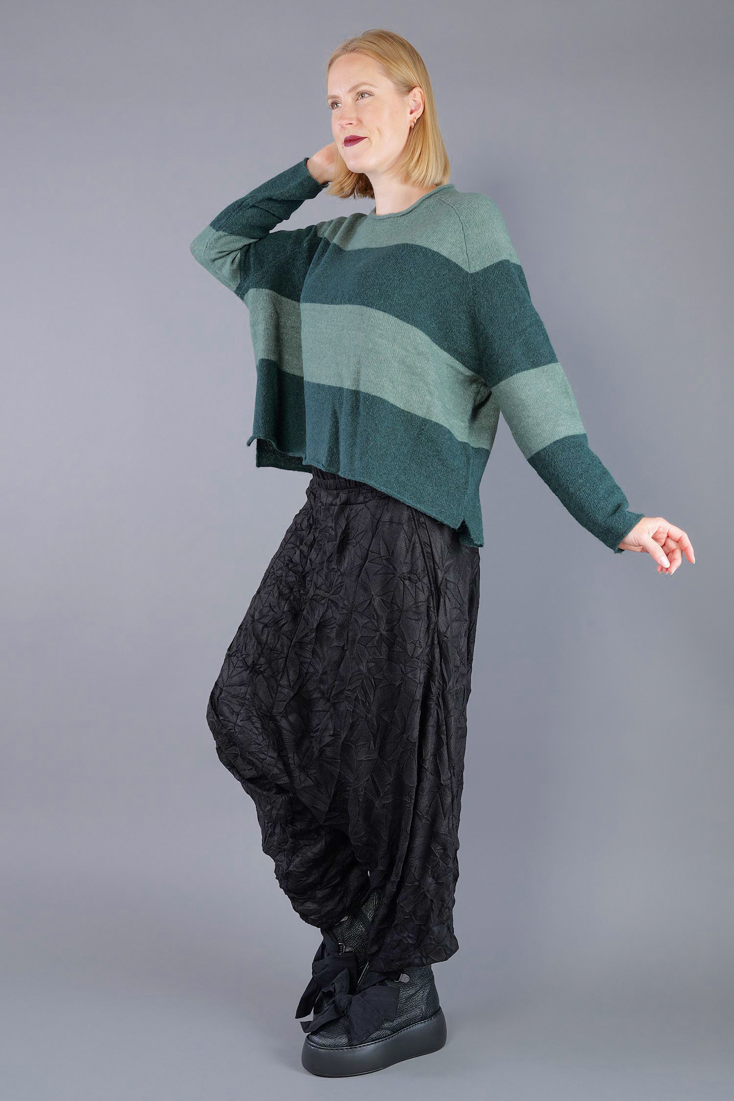 Knitted pullover - Forest park - 2263480704