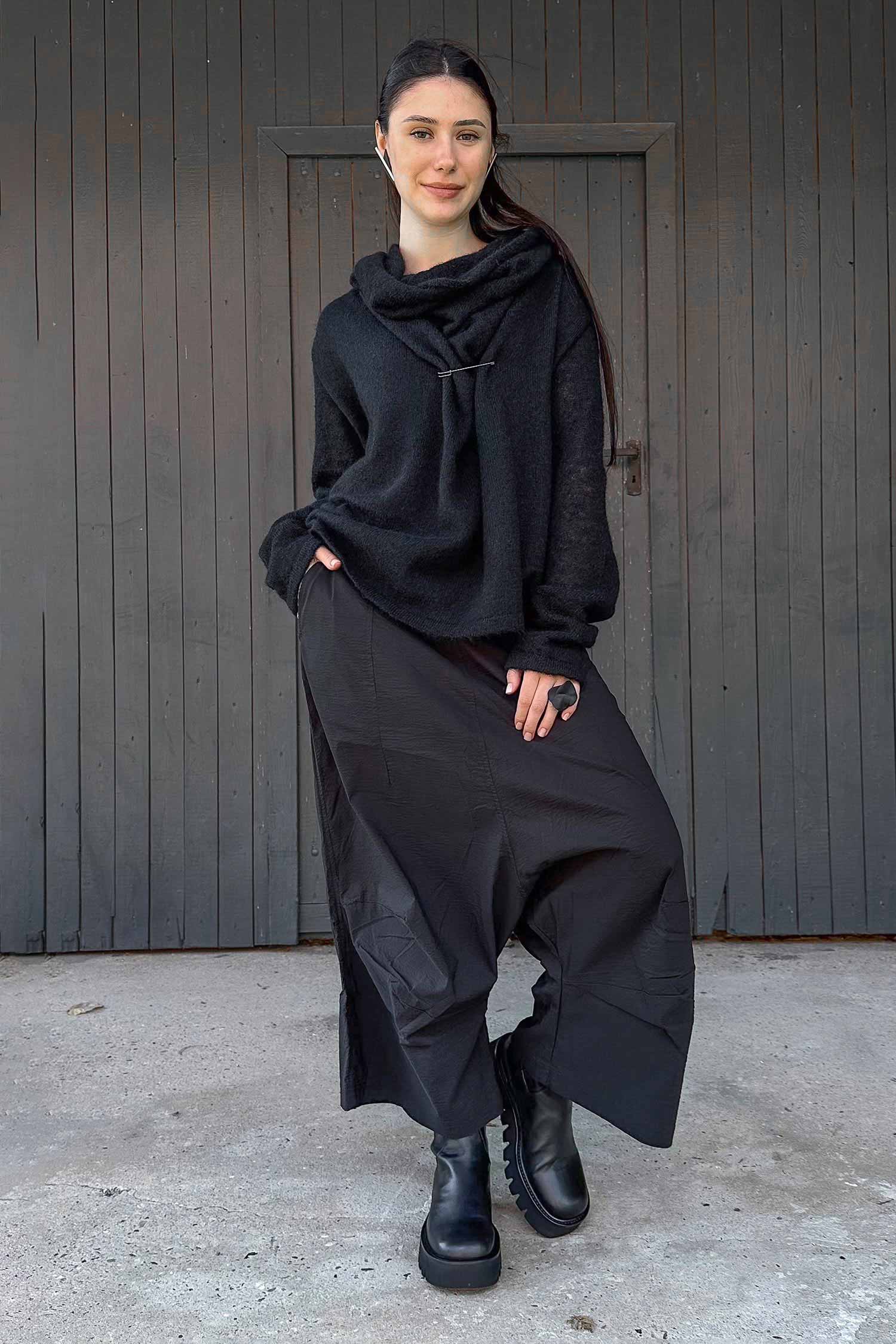 Fine knit pullover - Black - Samarit
