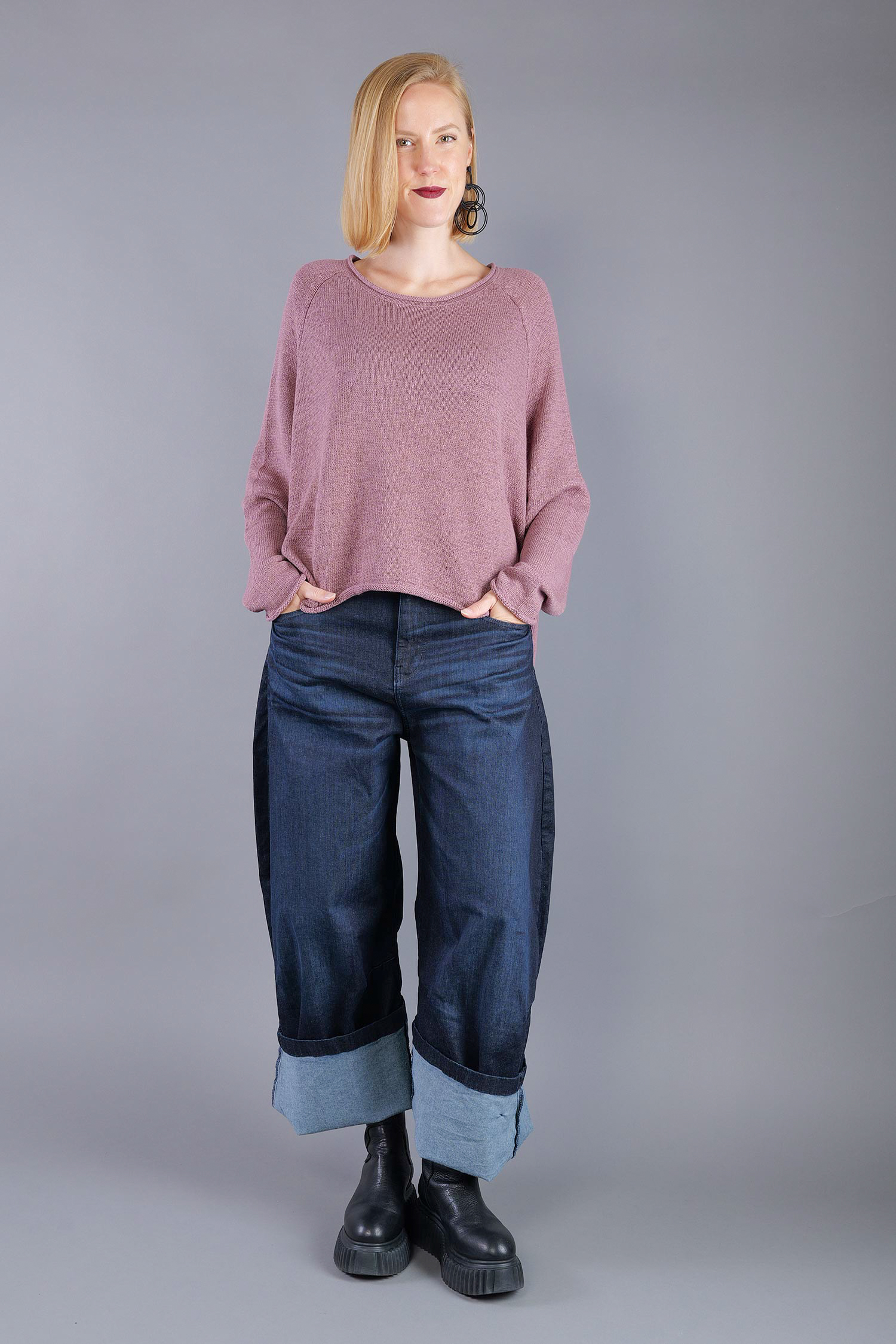 Oversized knitted pullover - Crystal - 2263720713