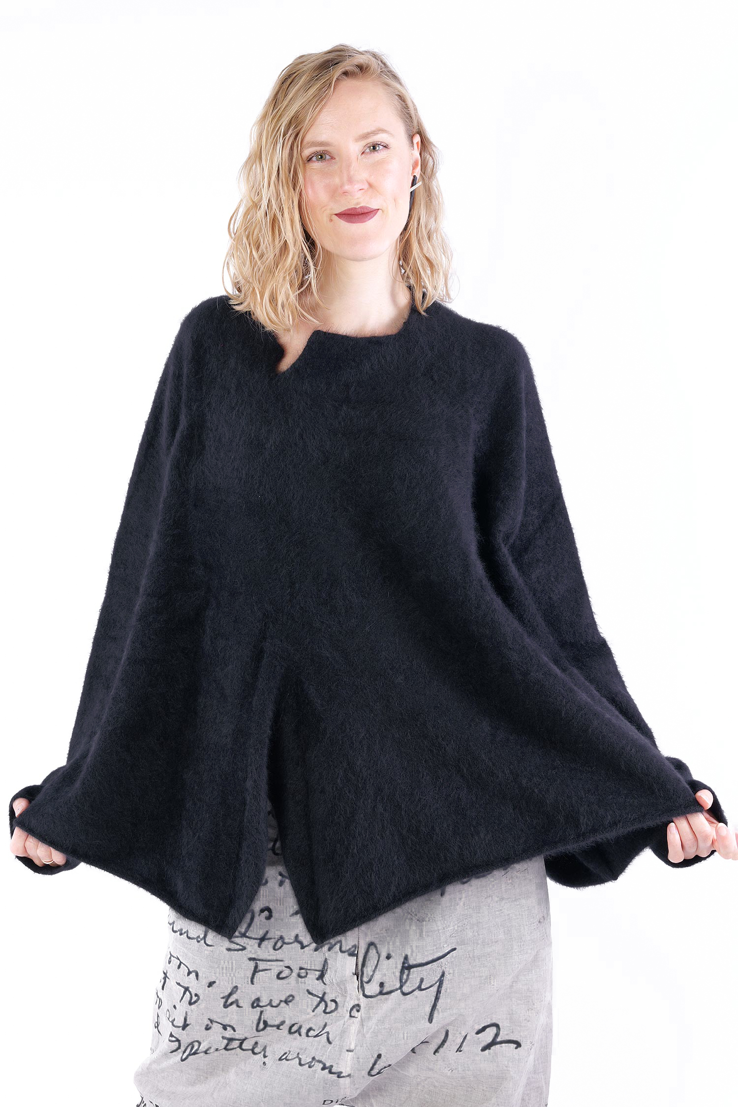 Raccoon Pullover - Schwarz - 2251410726