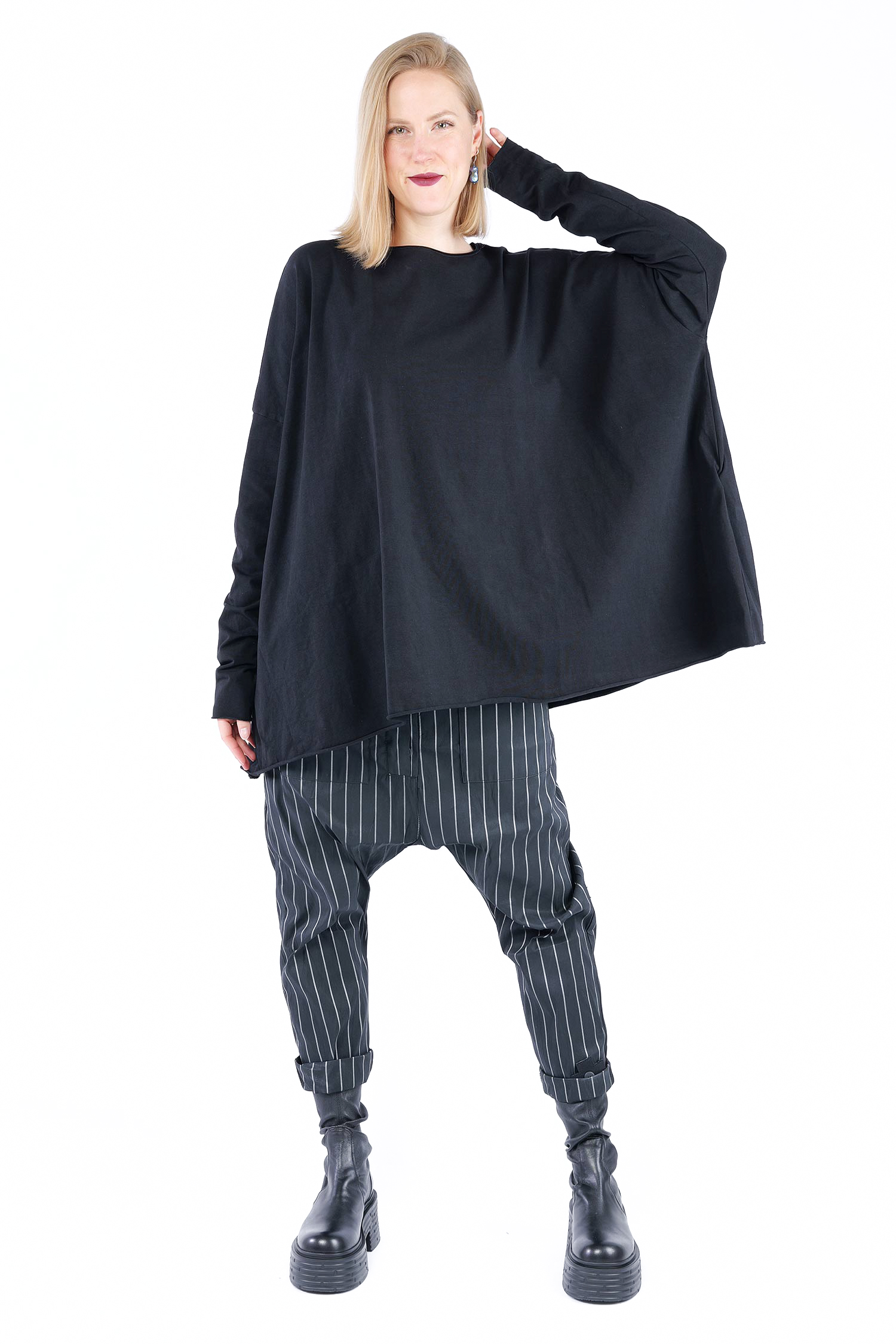 Oversize Longsleeve - Schwarz - Lessmore