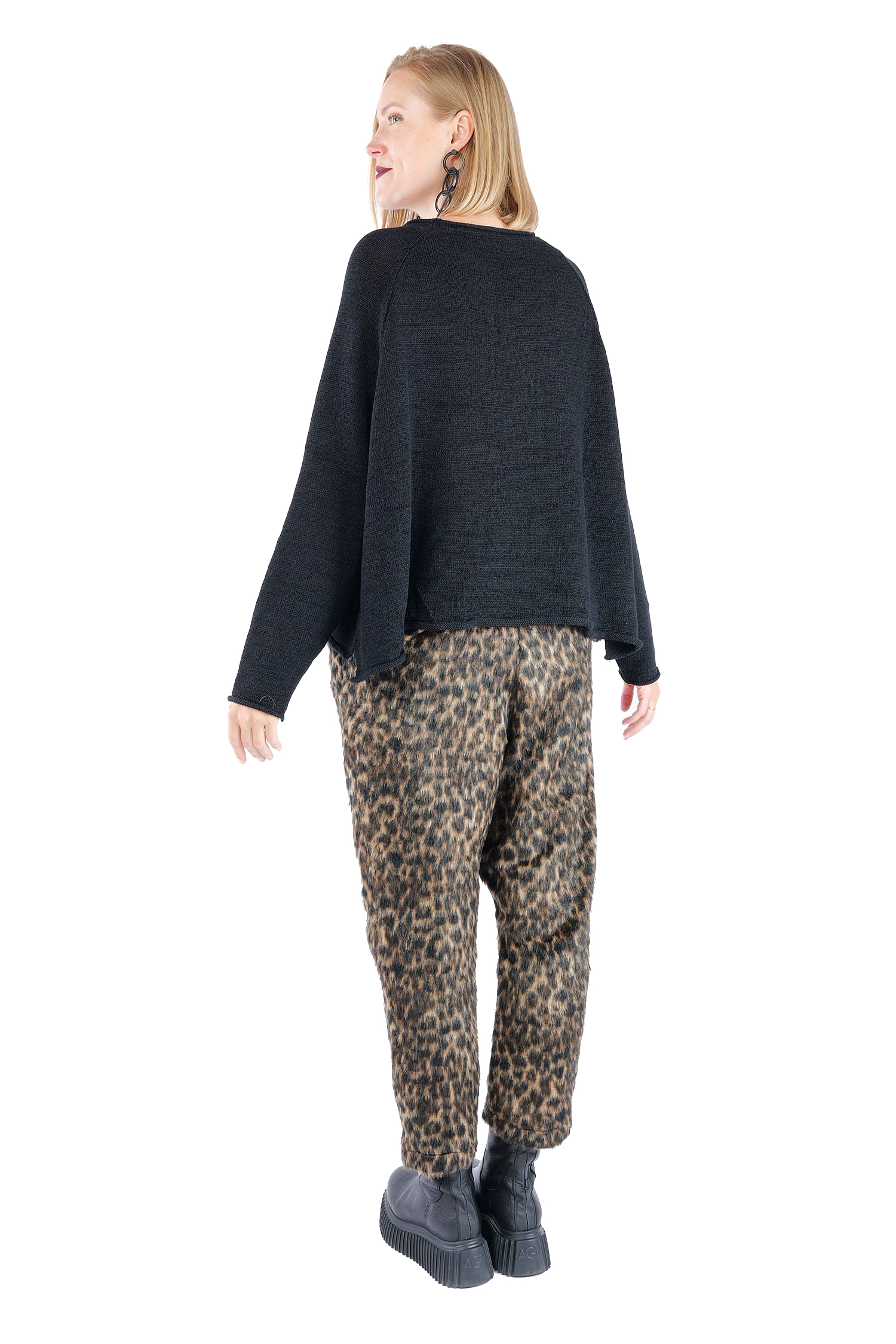 Oversized knitted pullover - Black - 2263720713