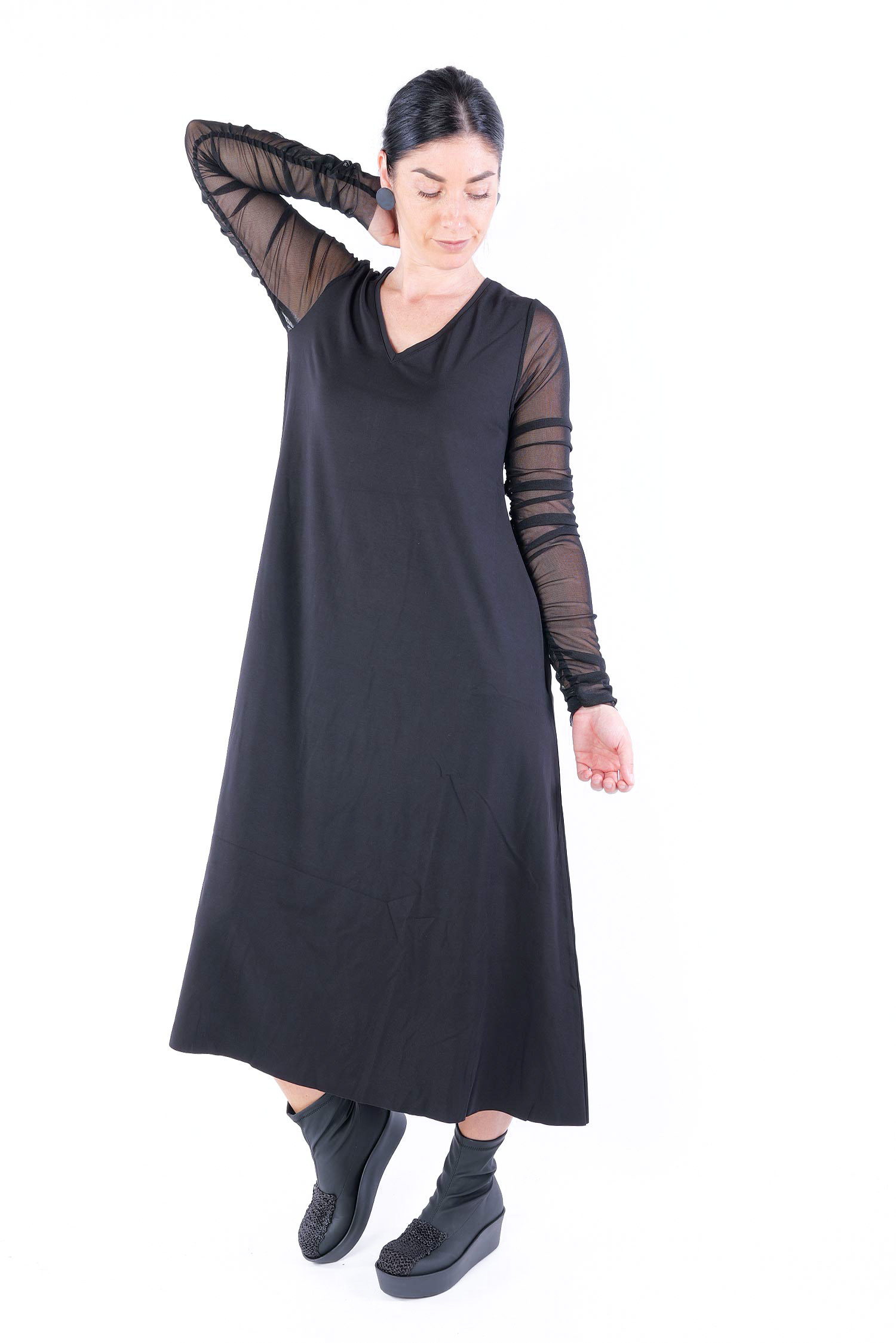 Langes Kleid mit Tüll - Schwarz - W25-31