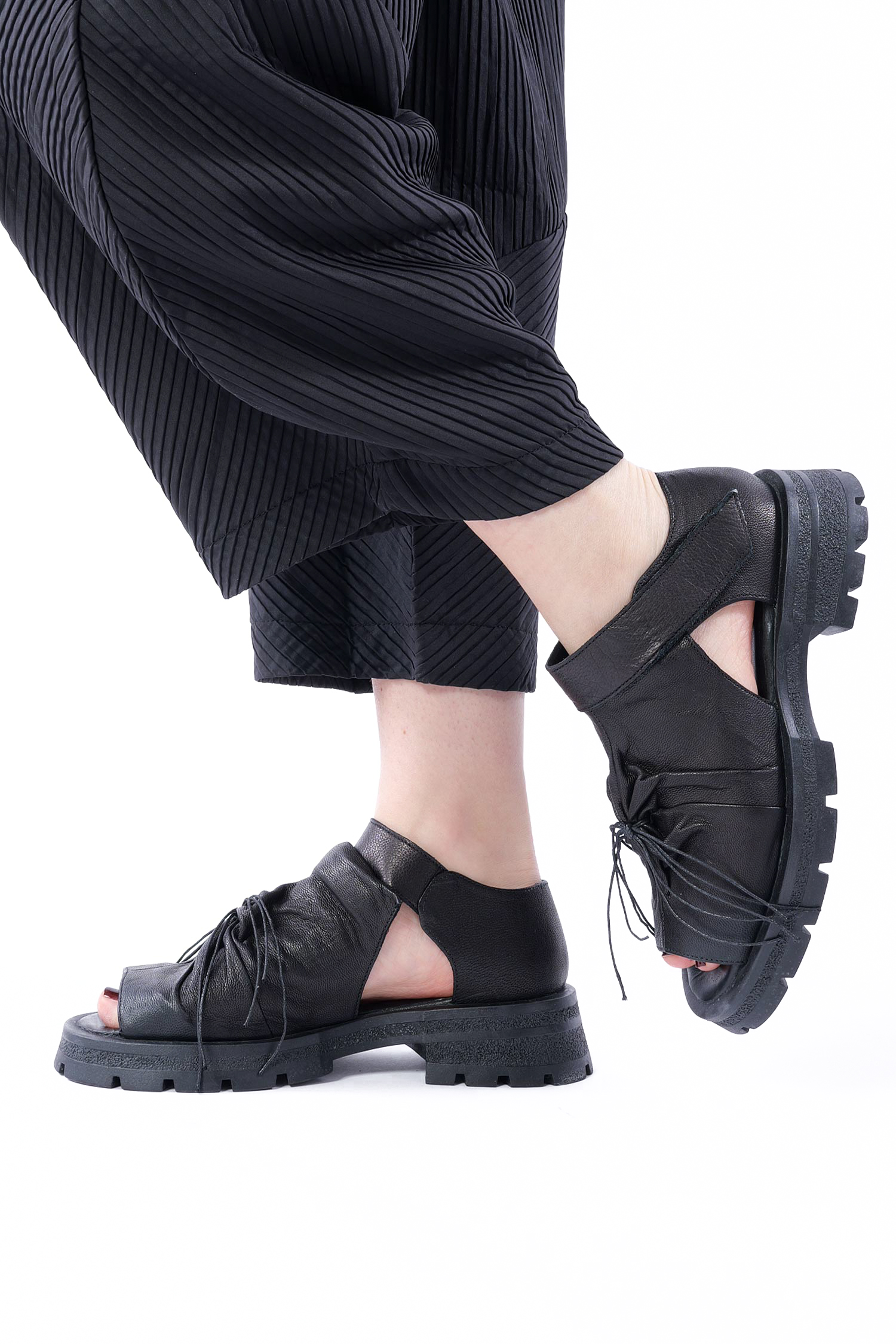 Sandaletten mit Klett - Schwarz - Riot