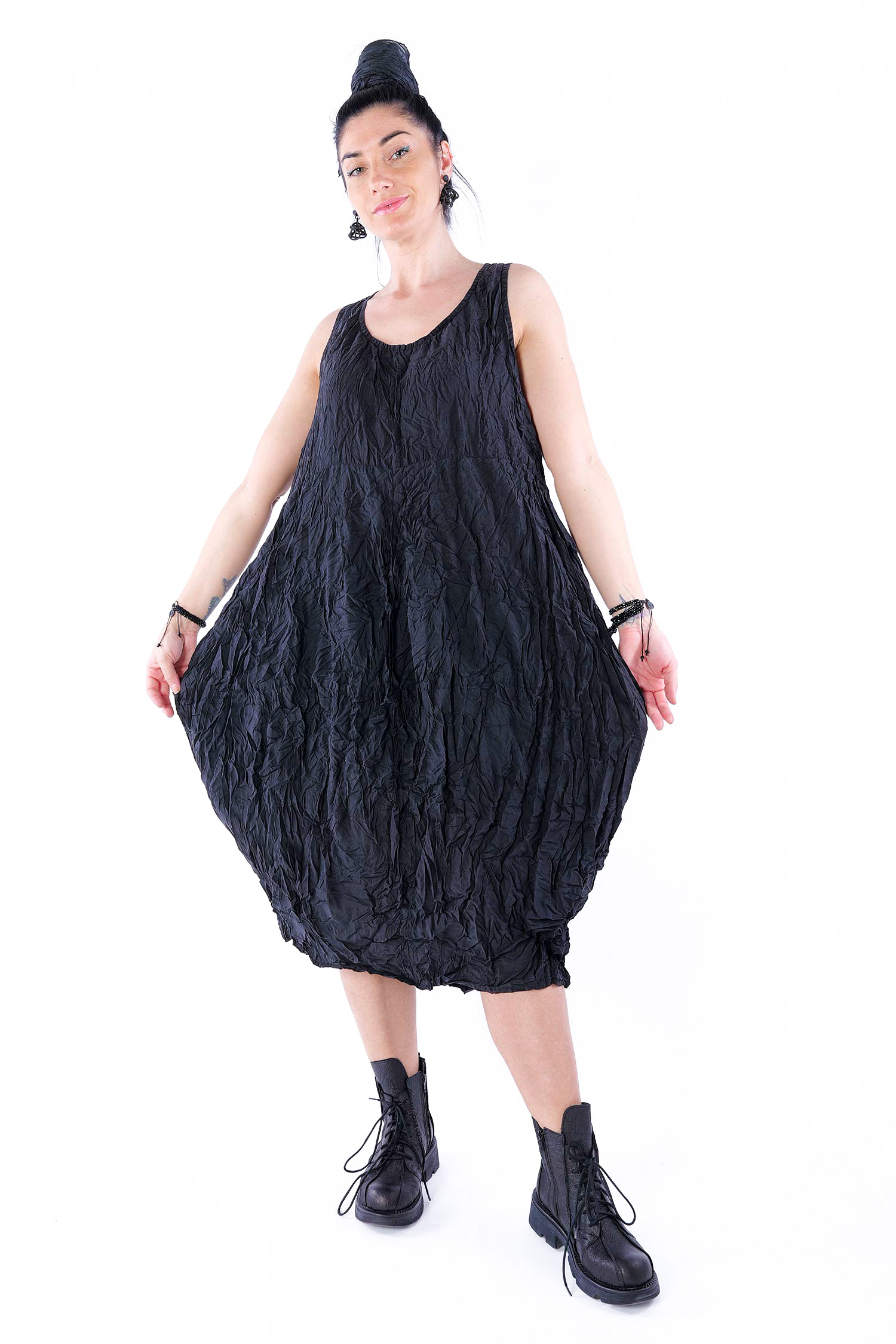 Silk dress - Black - Lichtknitt