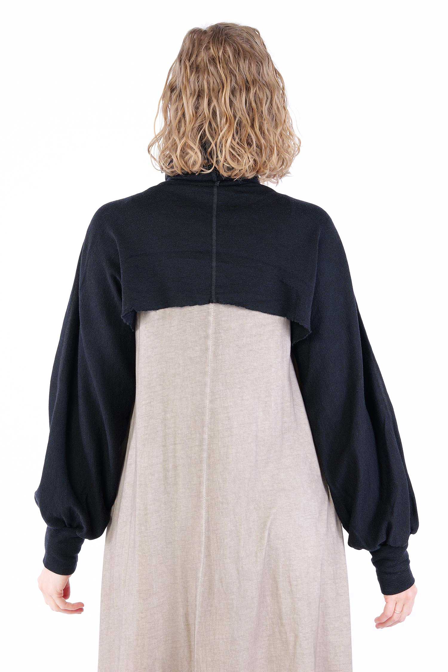 short Merino pullover - Black - 1041