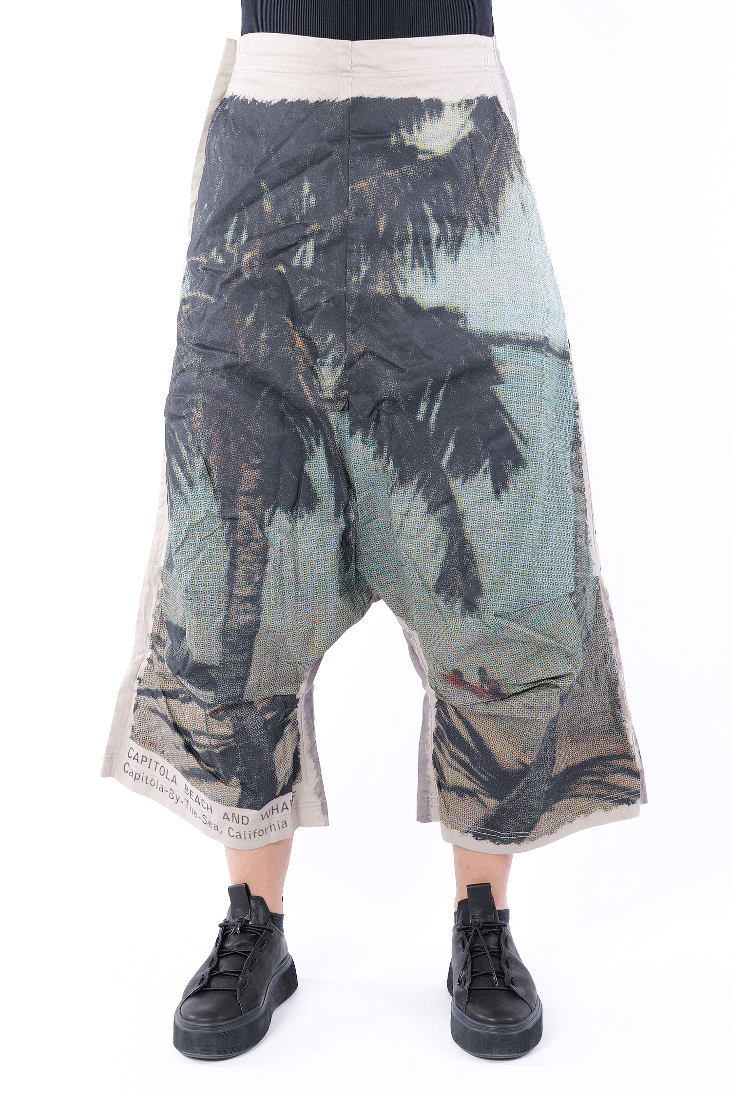 Hose mit Print - Scene print - 2252110106