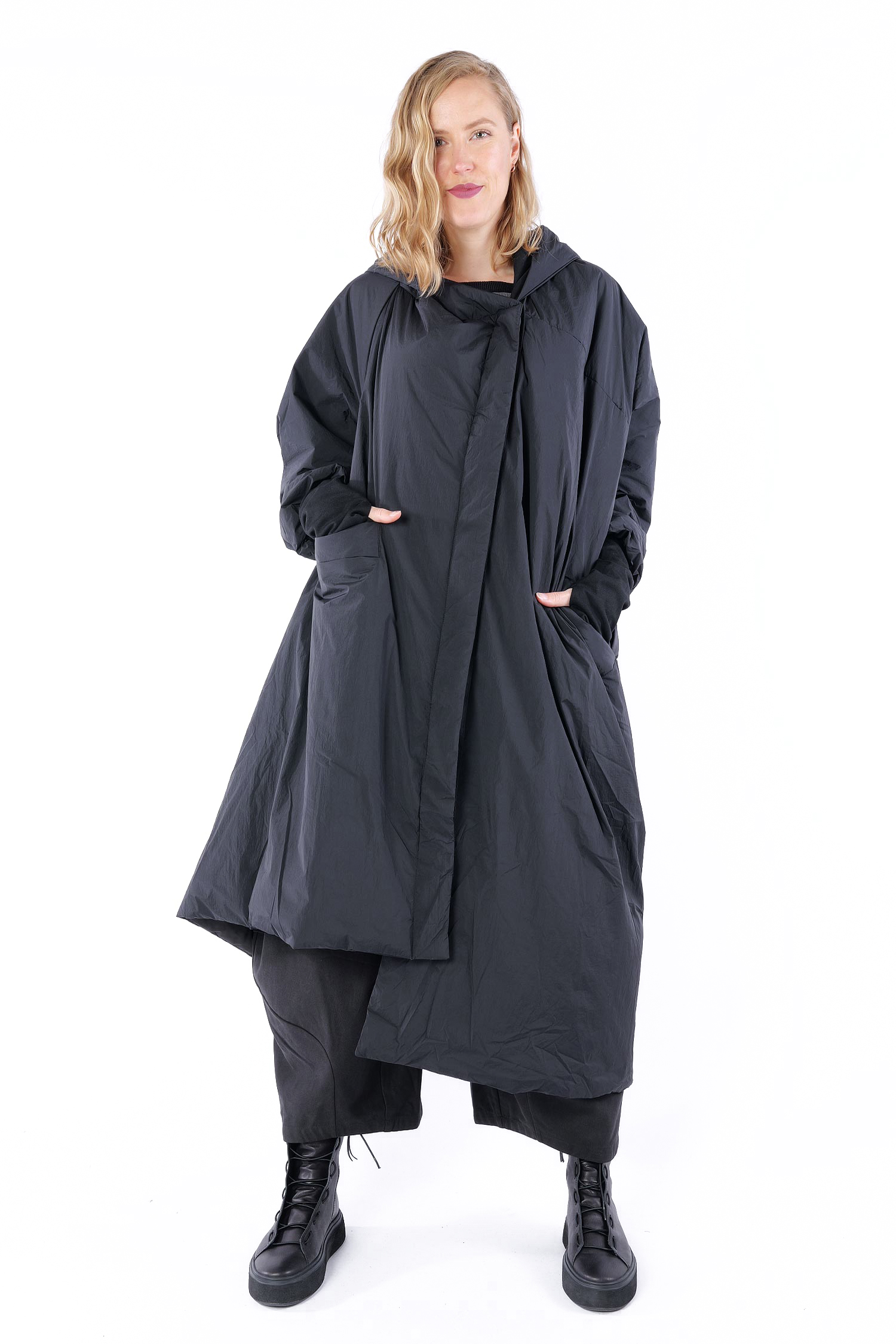 Wattierter Mantel - Schwarz - SX06