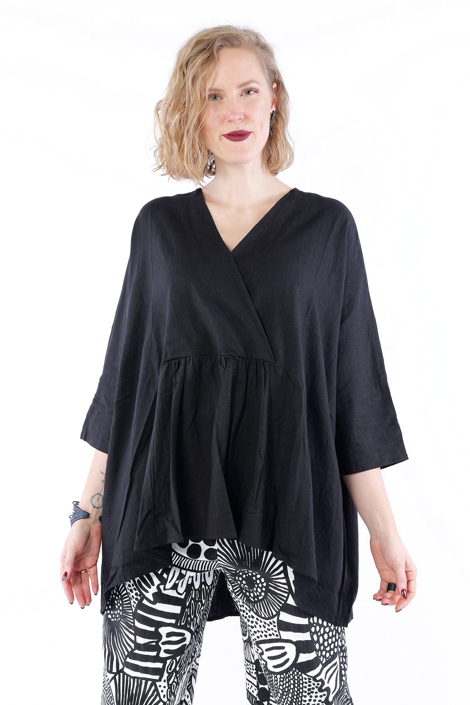 Oversize Shirt - Schwarz - Rania
