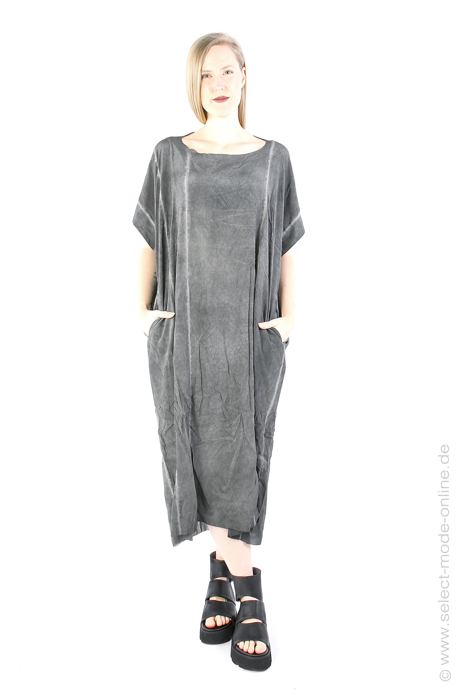 Kleid aus Seide - Charcoal Cloud - 1242100908