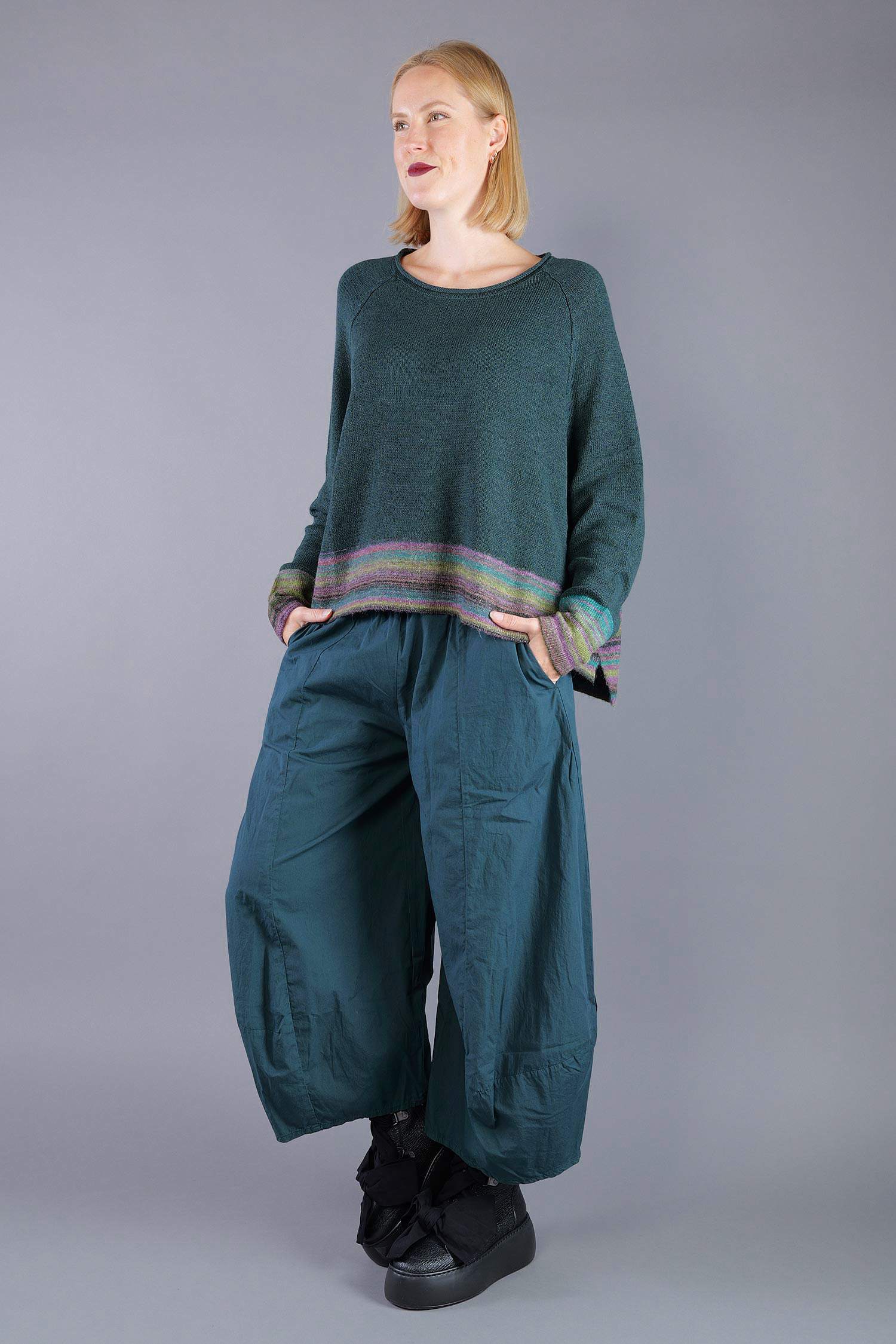 Oversized knitted pullover - Forest stripe - 2263720703