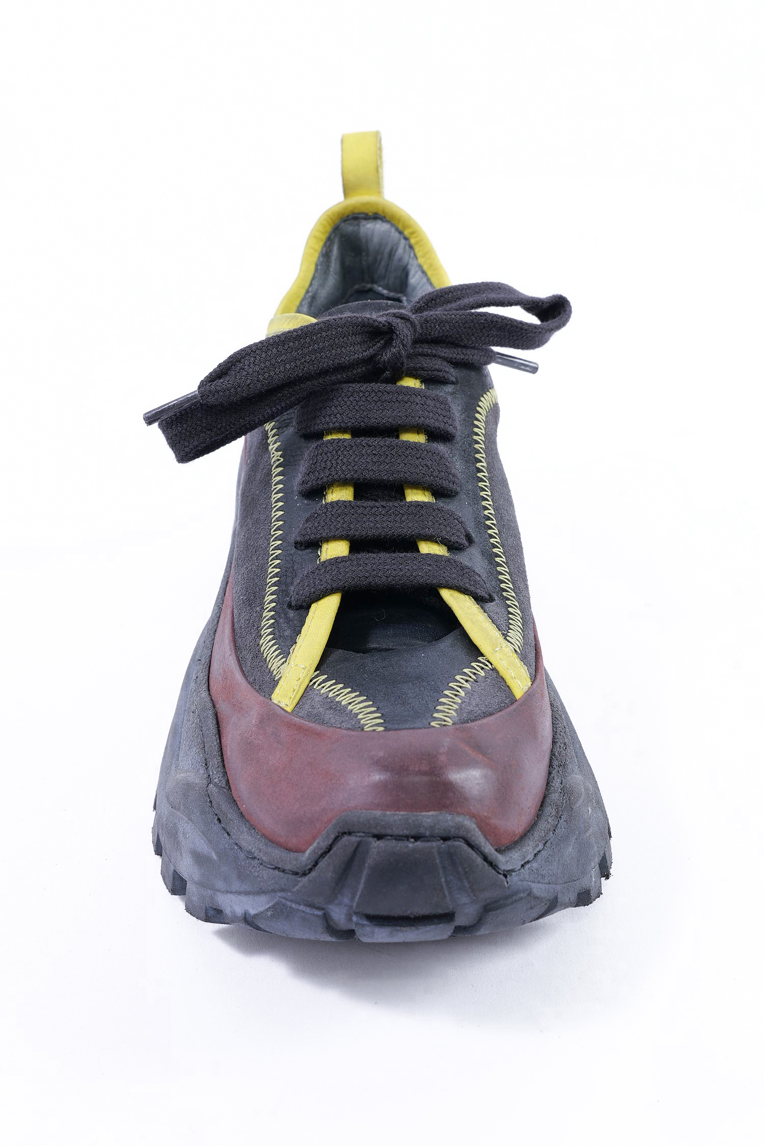 Leder Sneaker mit Ziernaht - schwarz - 4404