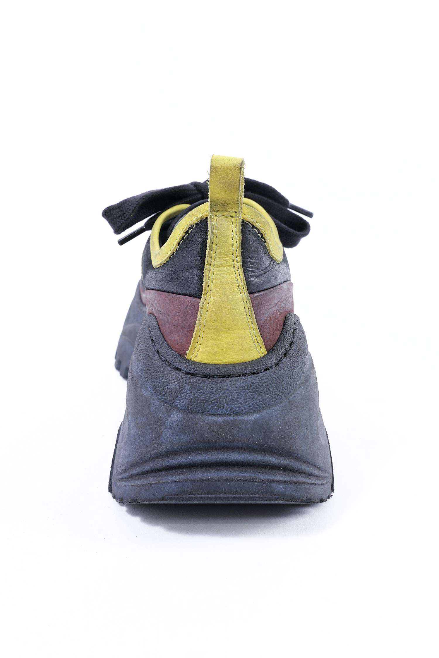 Leder Sneaker mit Ziernaht - schwarz - 4404