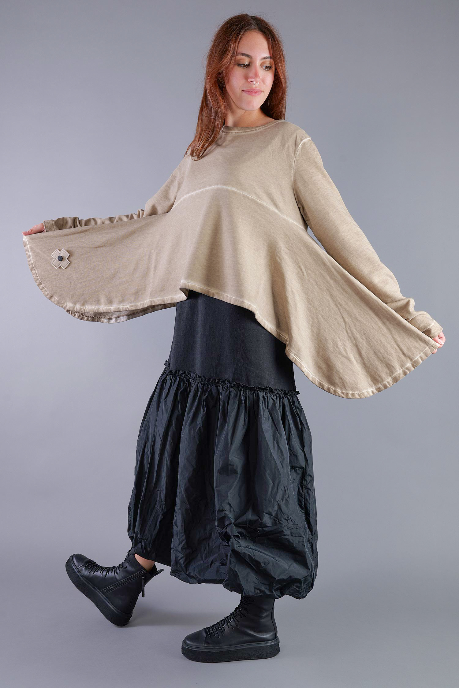 Asymmetrischer Sweatpullover - Desert - 2135