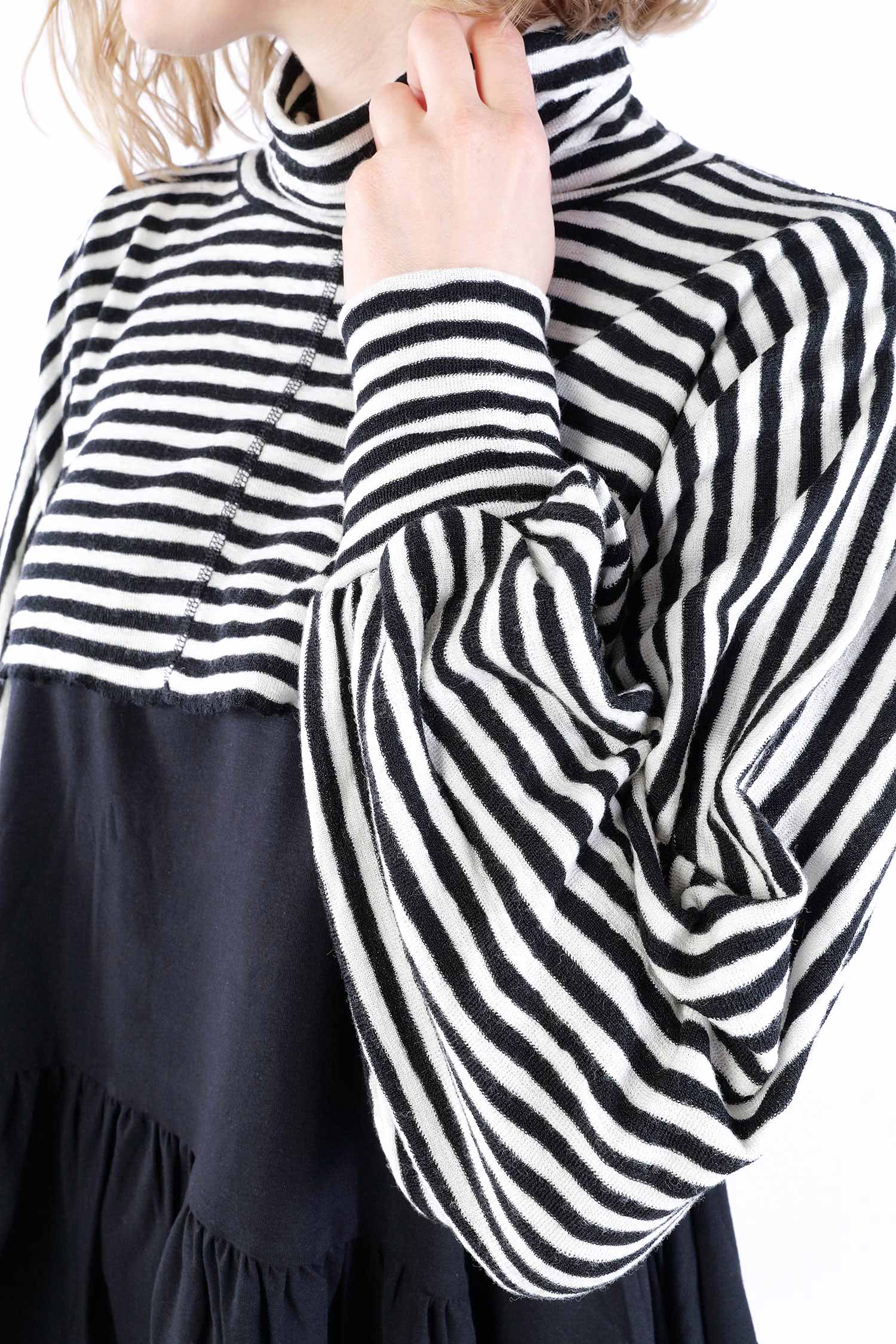 Kurzer Merinopullover - White/black - 1041