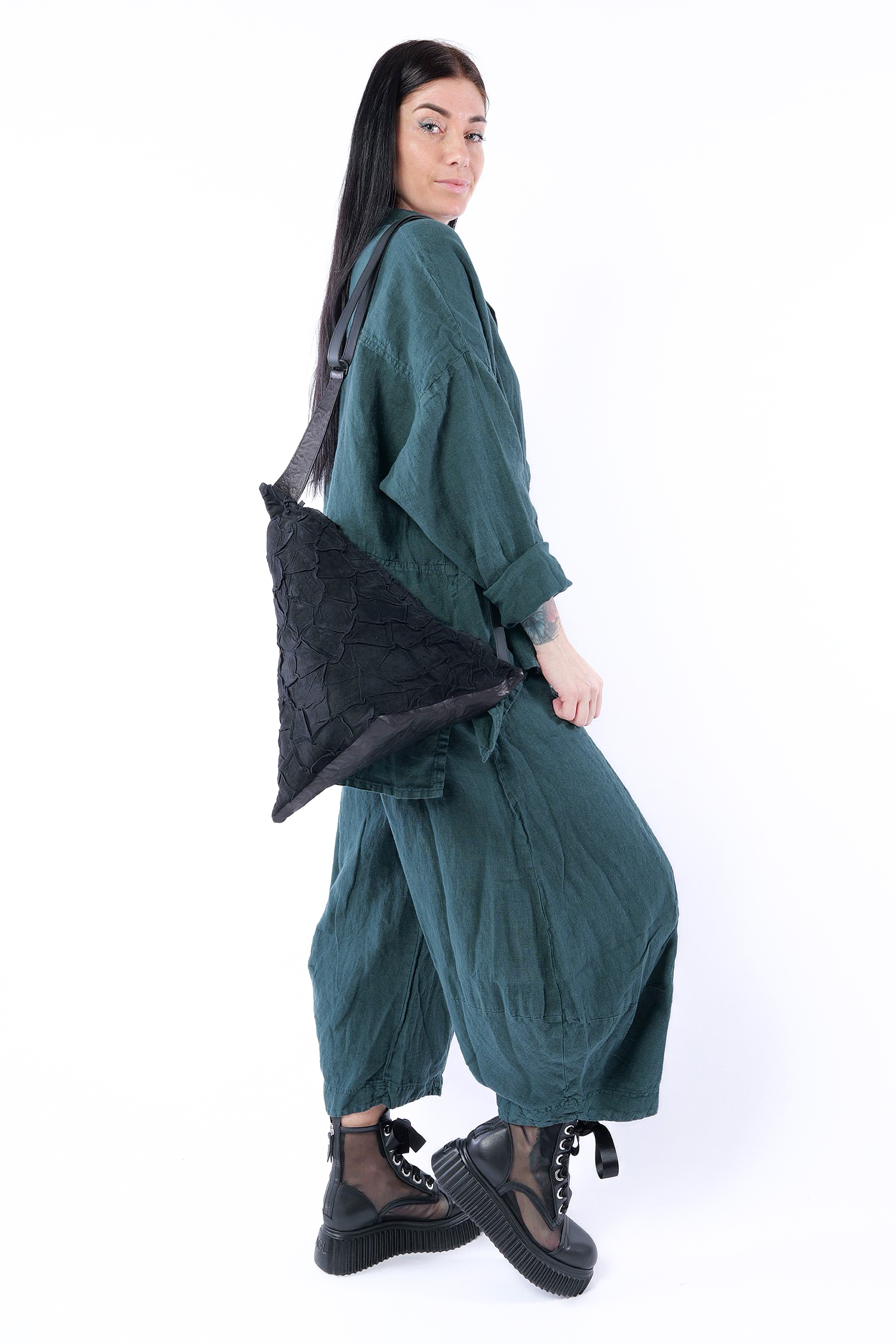 Triangular bag - Black - M.Sluff