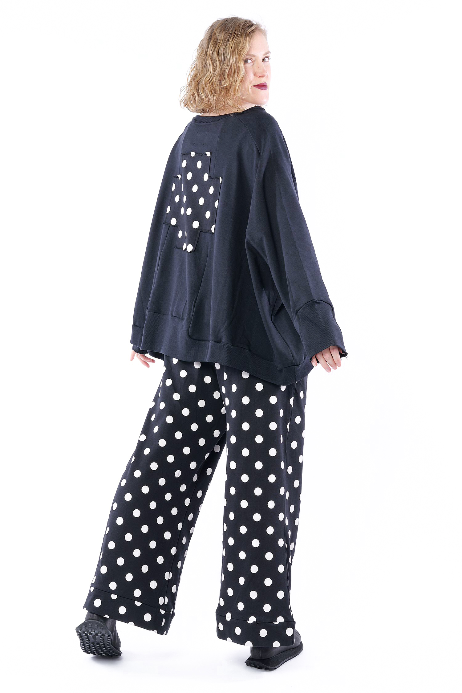 Sweater mit Plus - Black + Punkte Plus - 2105