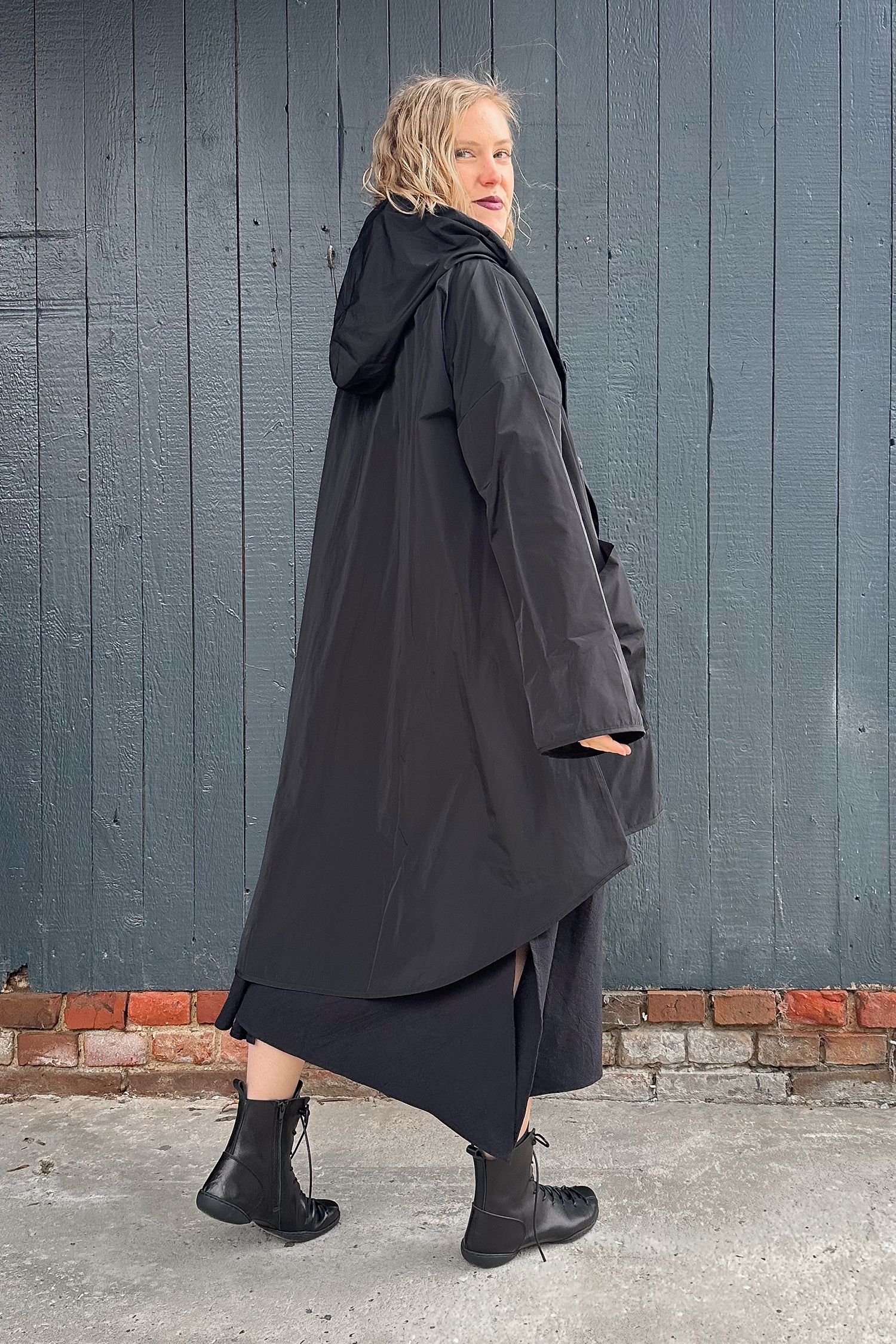 Long taffeta weather jacket - Black -  SS26-78