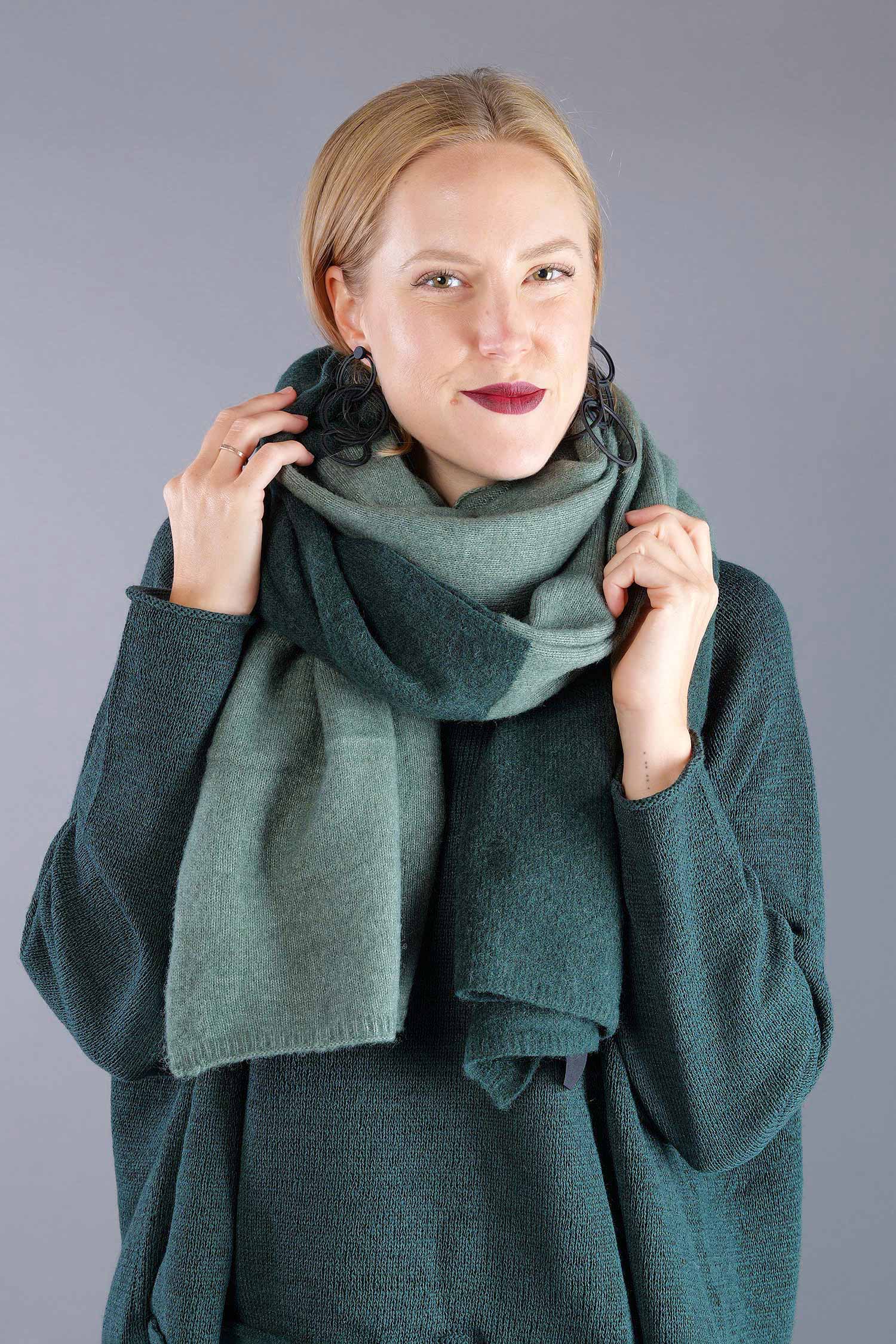 Knitted scarf - Forest park - 2263487705