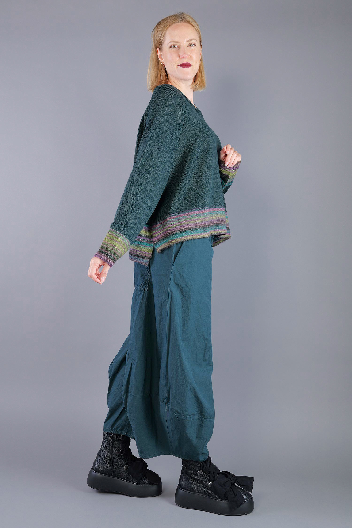 Oversized knitted pullover - Forest stripe - 2263720703