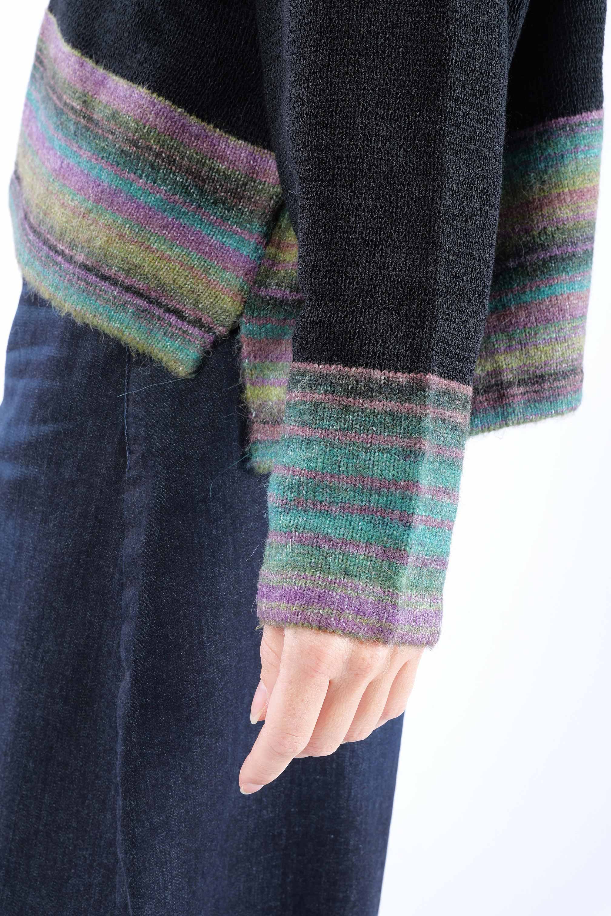 Oversized knitted pullover - Black stripe - 2263720703