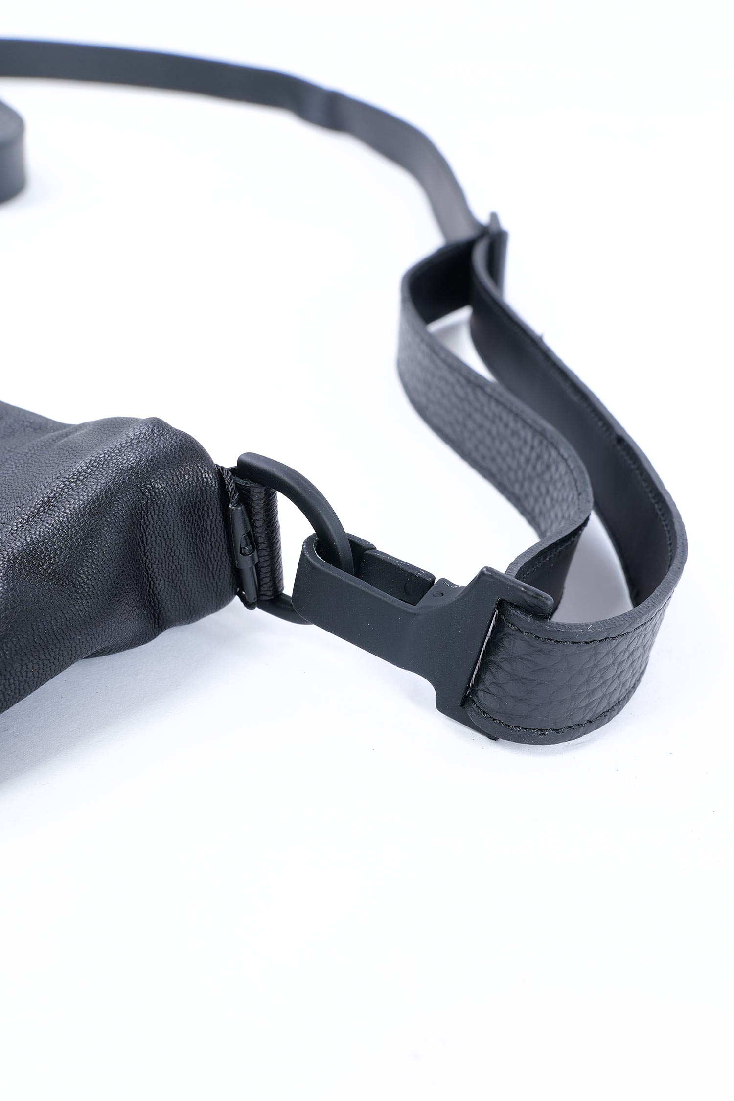 Tasche mit Ziernähten - Schwarz - M.Orsio