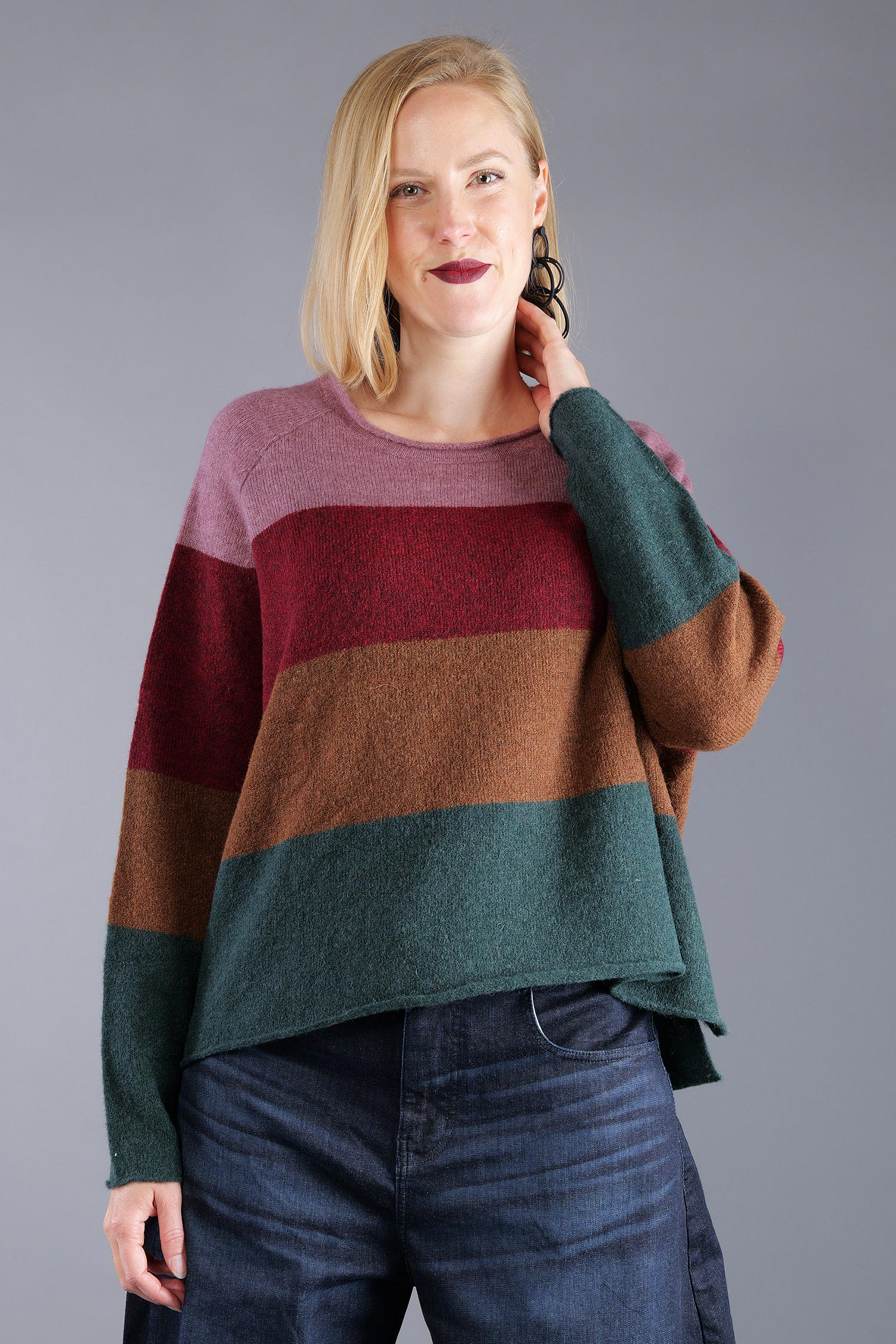 Knitted pullover - Fantasy - 2263480704