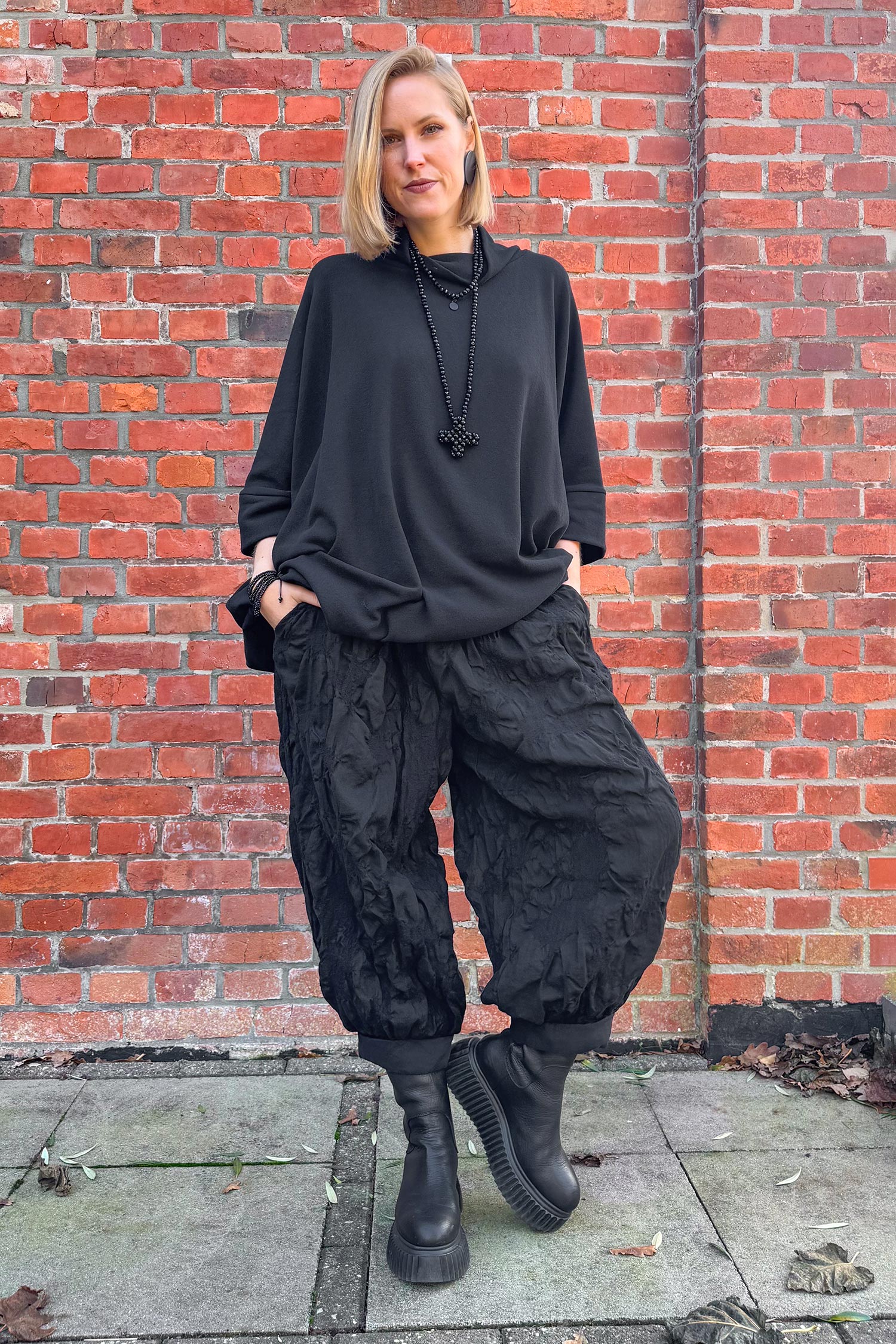 Tulpige Hose - Schwarz - Lumen