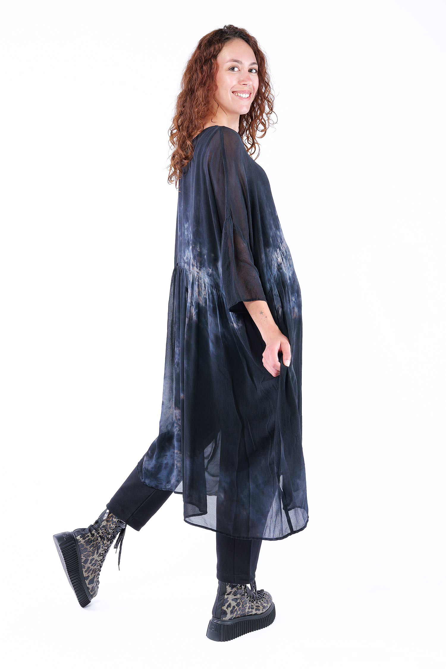 Oversize Seidenkleid - Anschein - Holdtrue