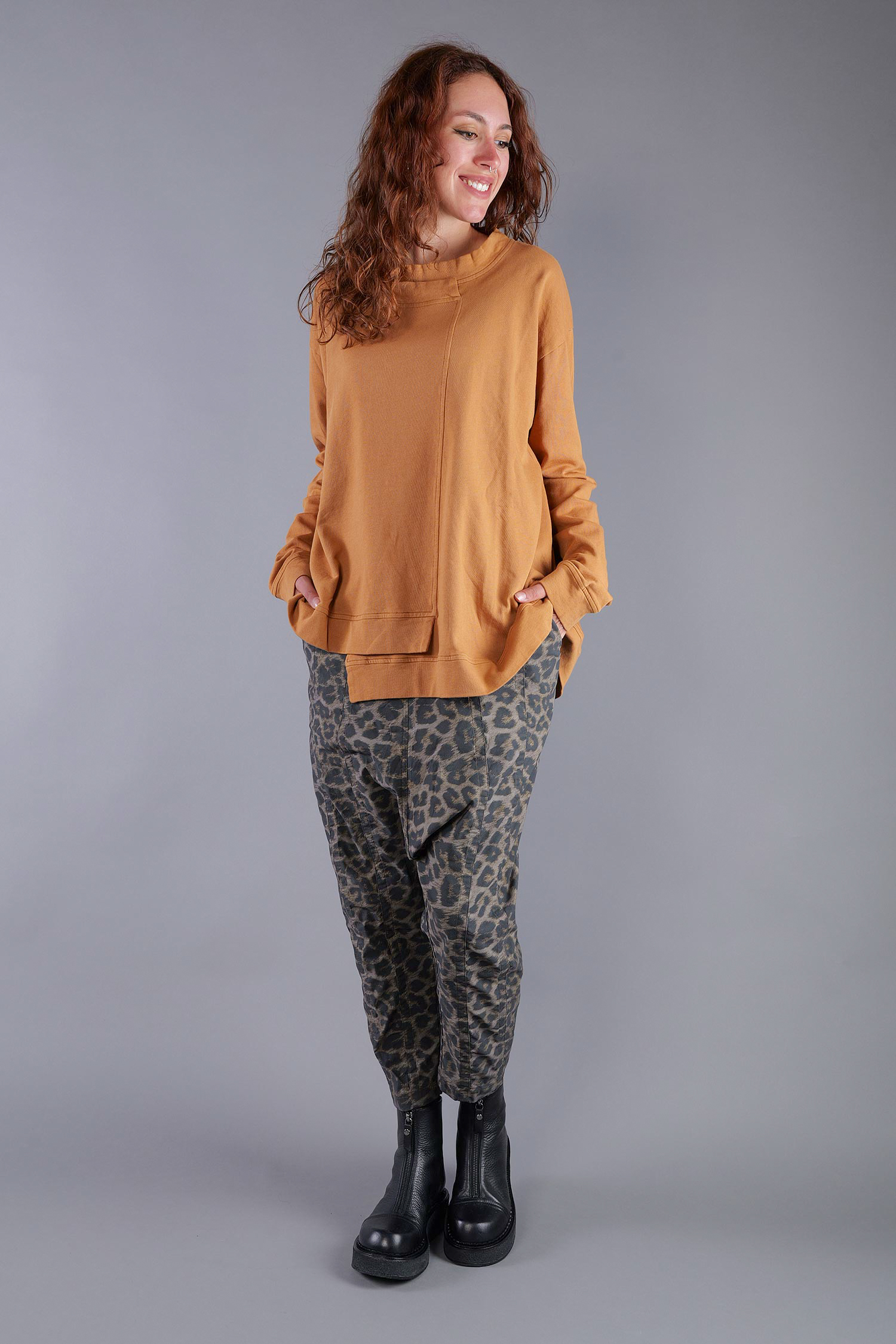 Asymmetrischer Sweater - Bronze - 2263290501