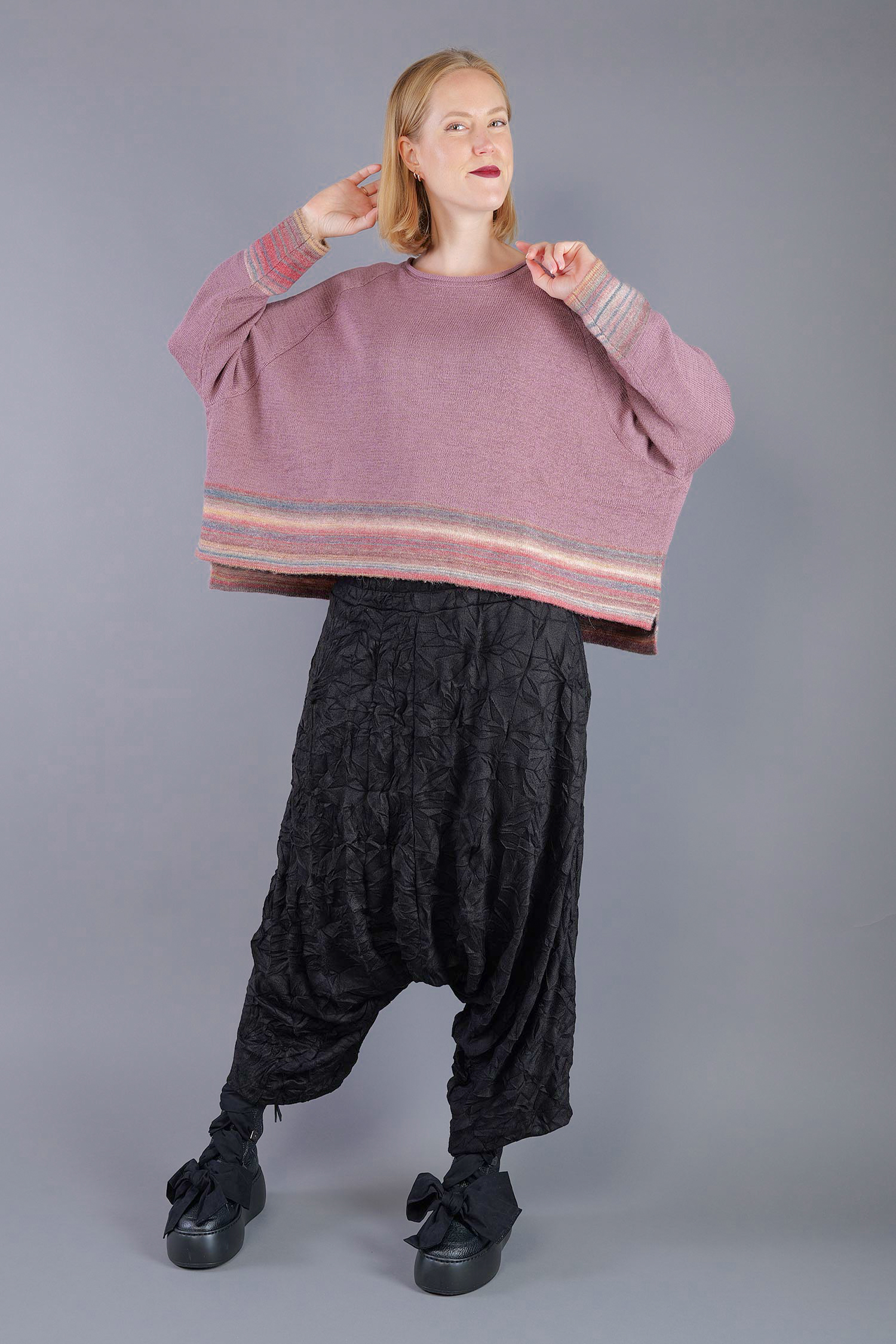 Oversized knitted pullover - Crystal stripe - 2263720703