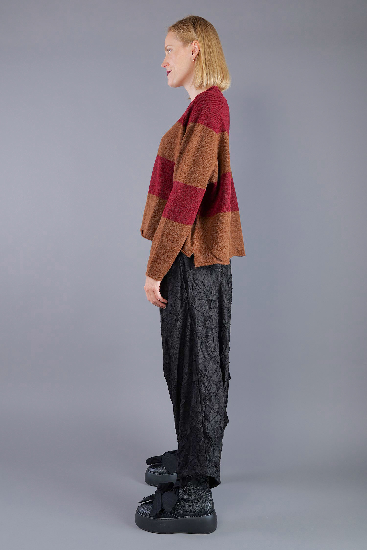 Knitted pullover - Bronze lava - 2263480704