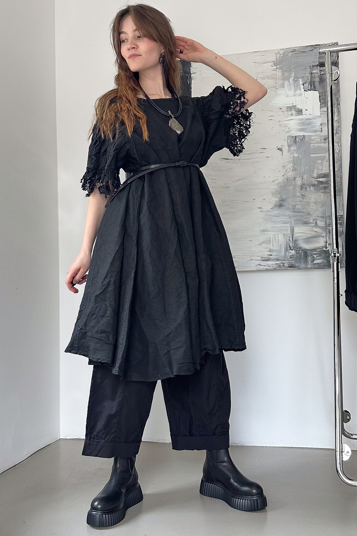 Linen dress with lace - Black gloss - 1262670925