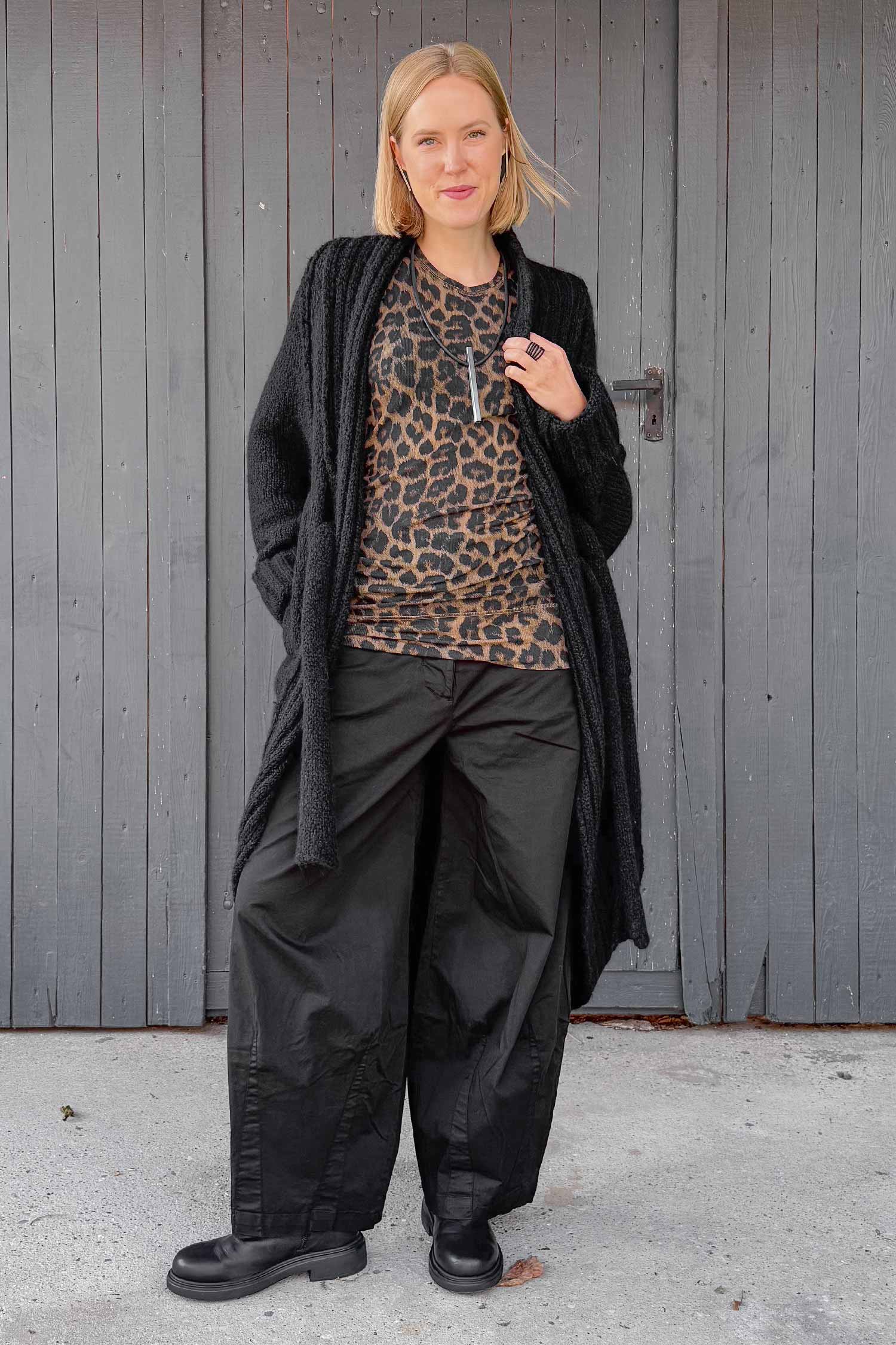 Oversize Cardigan - Schwarz - Serpent