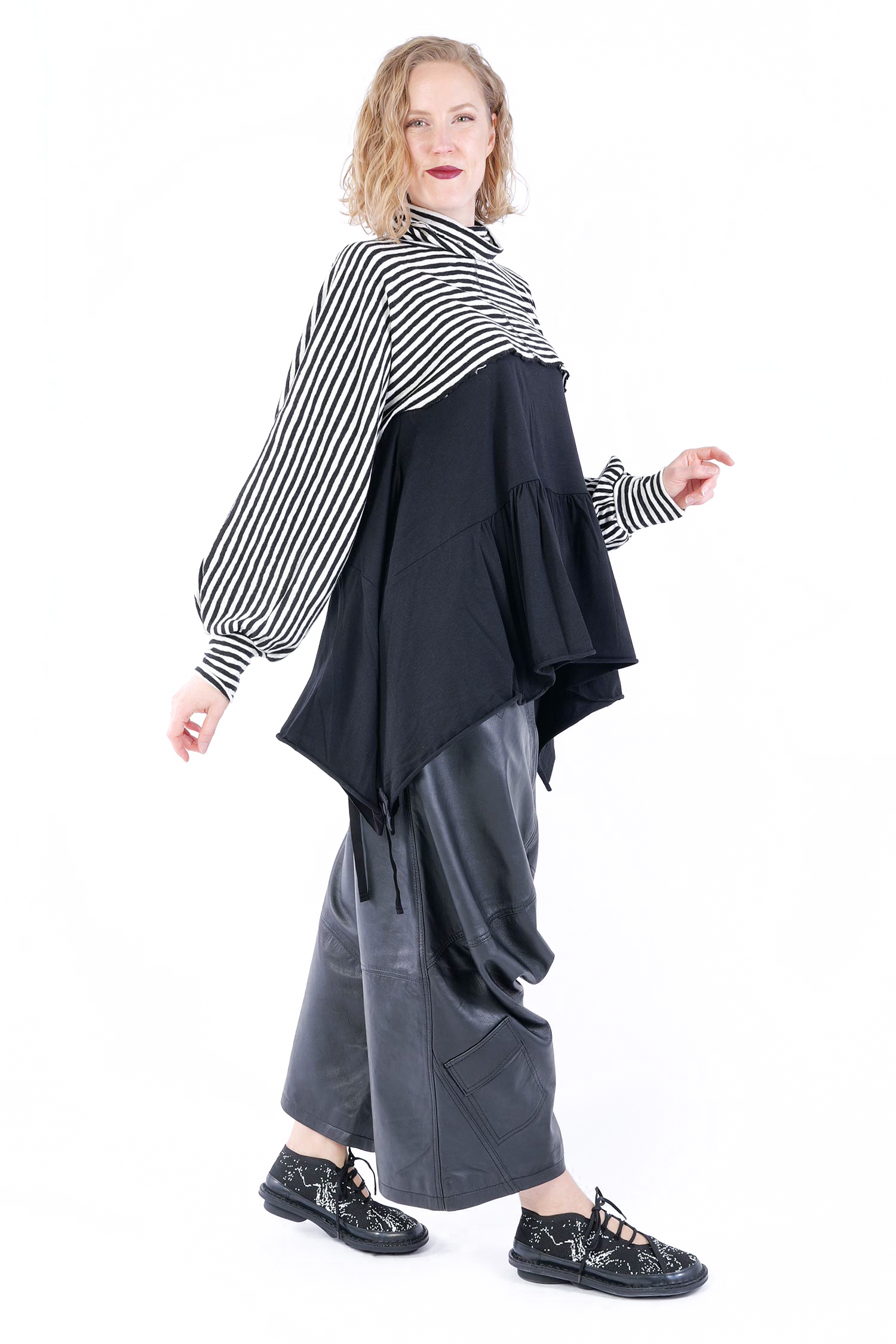 Kurzer Merinopullover - White/black - 1041