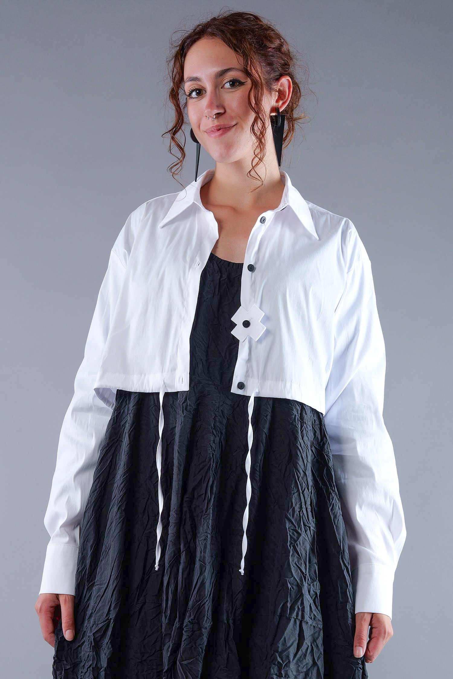 Kurze Stretchbluse - White print - 4032