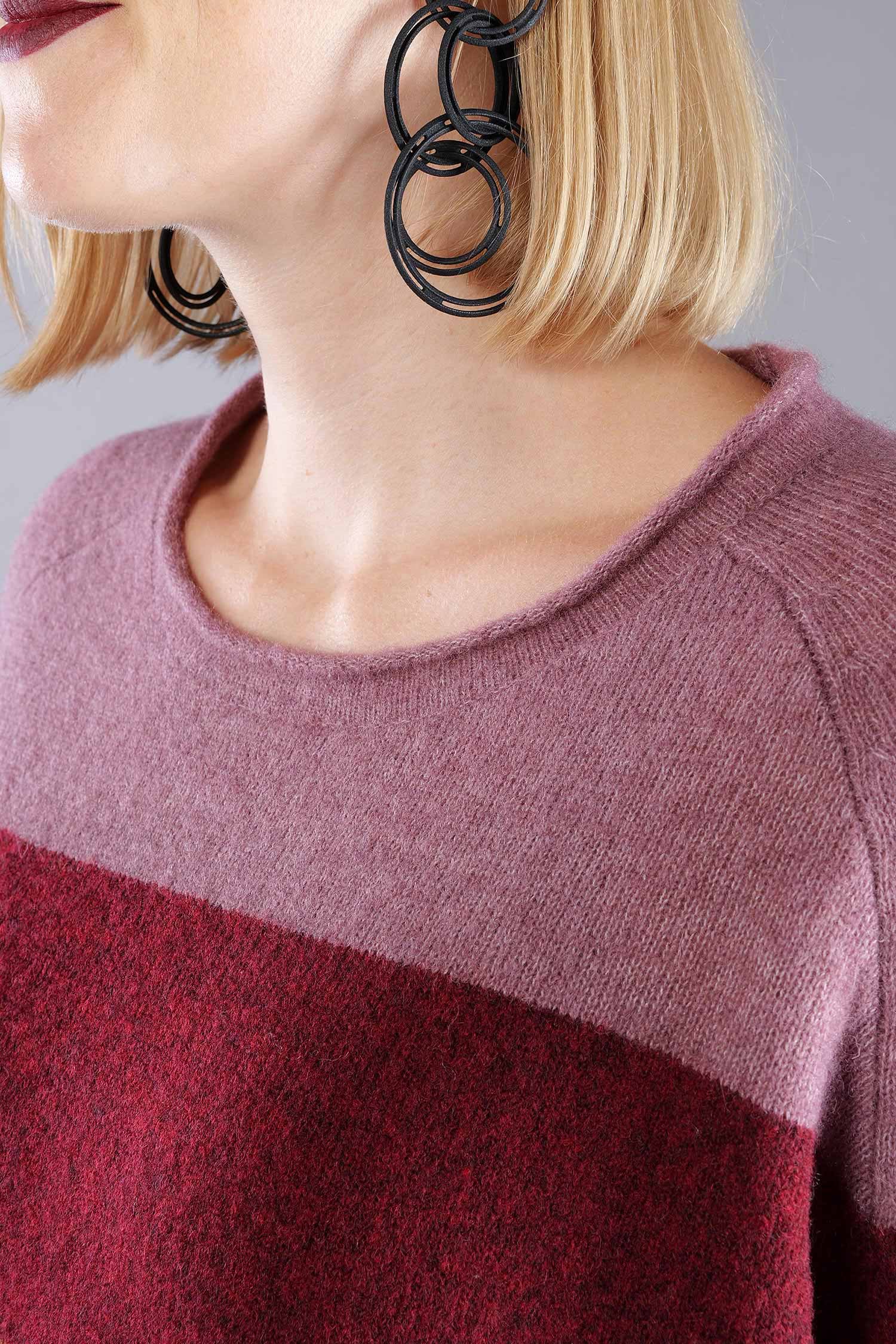 Knitted pullover - Fantasy - 2263480704