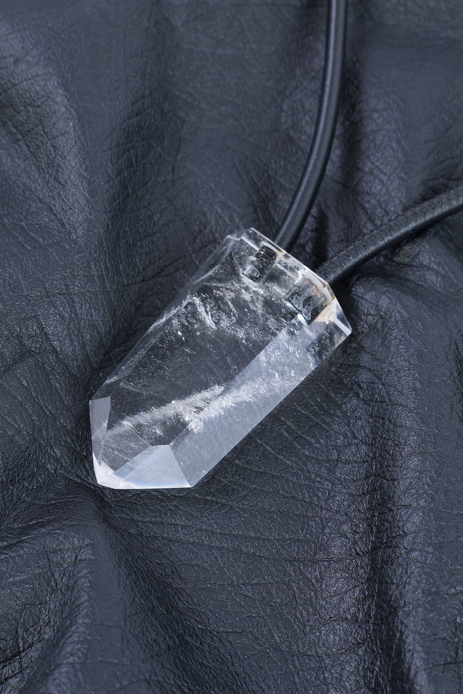Rock crystal necklace - DG101