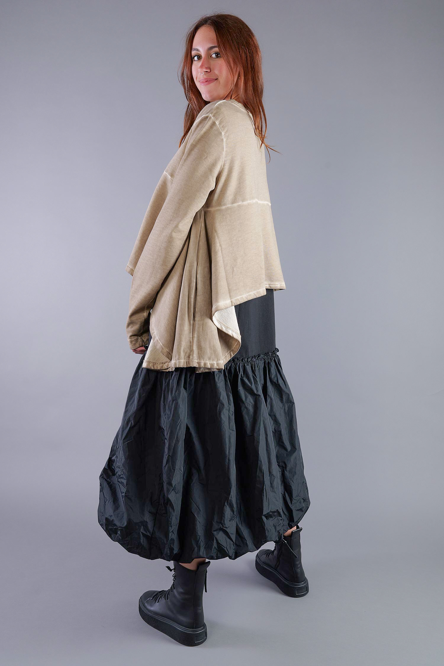 Asymmetrischer Sweatpullover - Desert - 2135