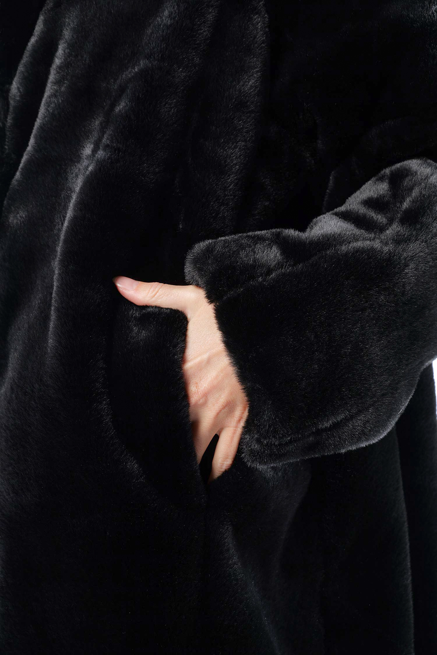 Kunstfellmantel - Schwarz - 2263431202