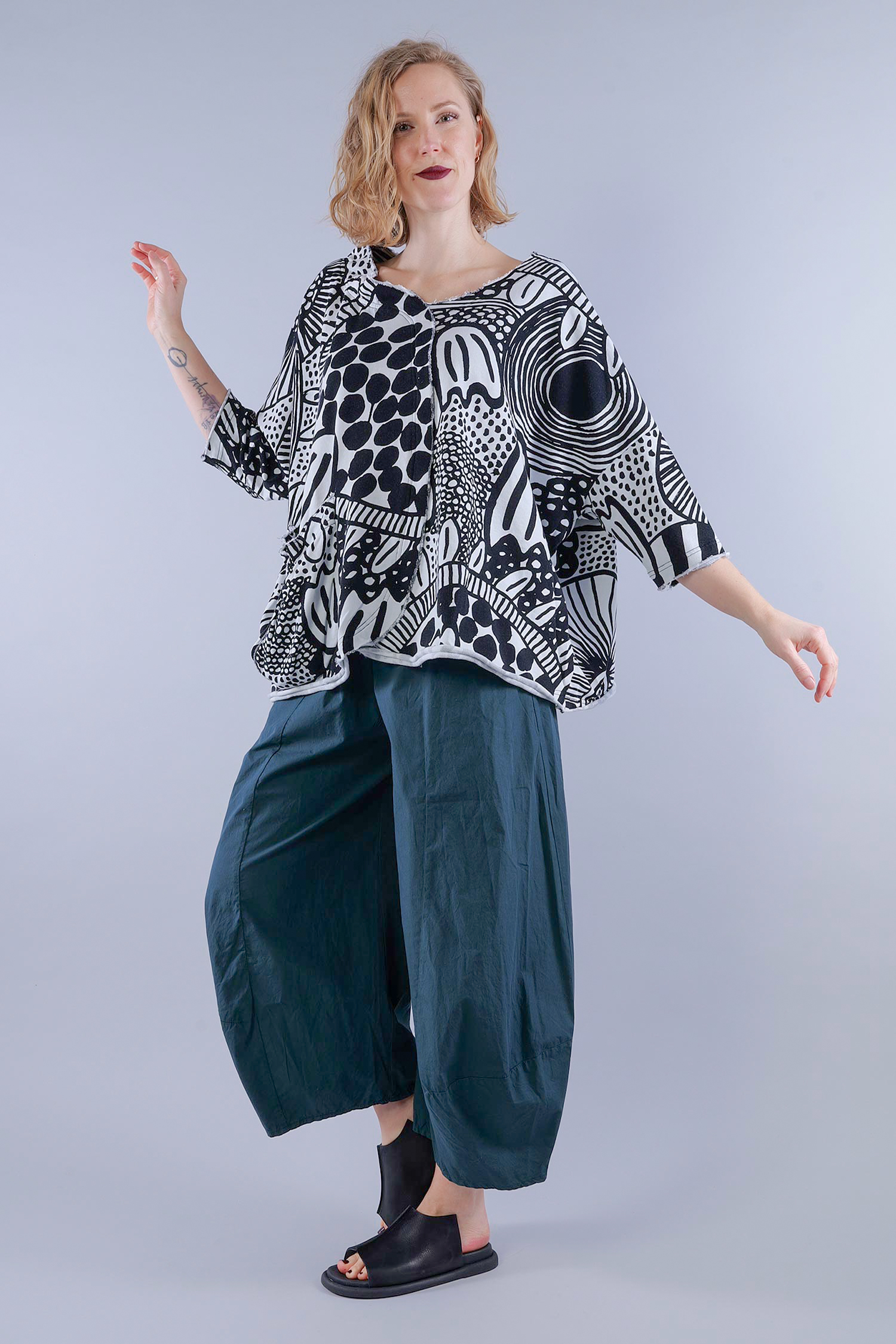 Sweater - Black print - 1263290502