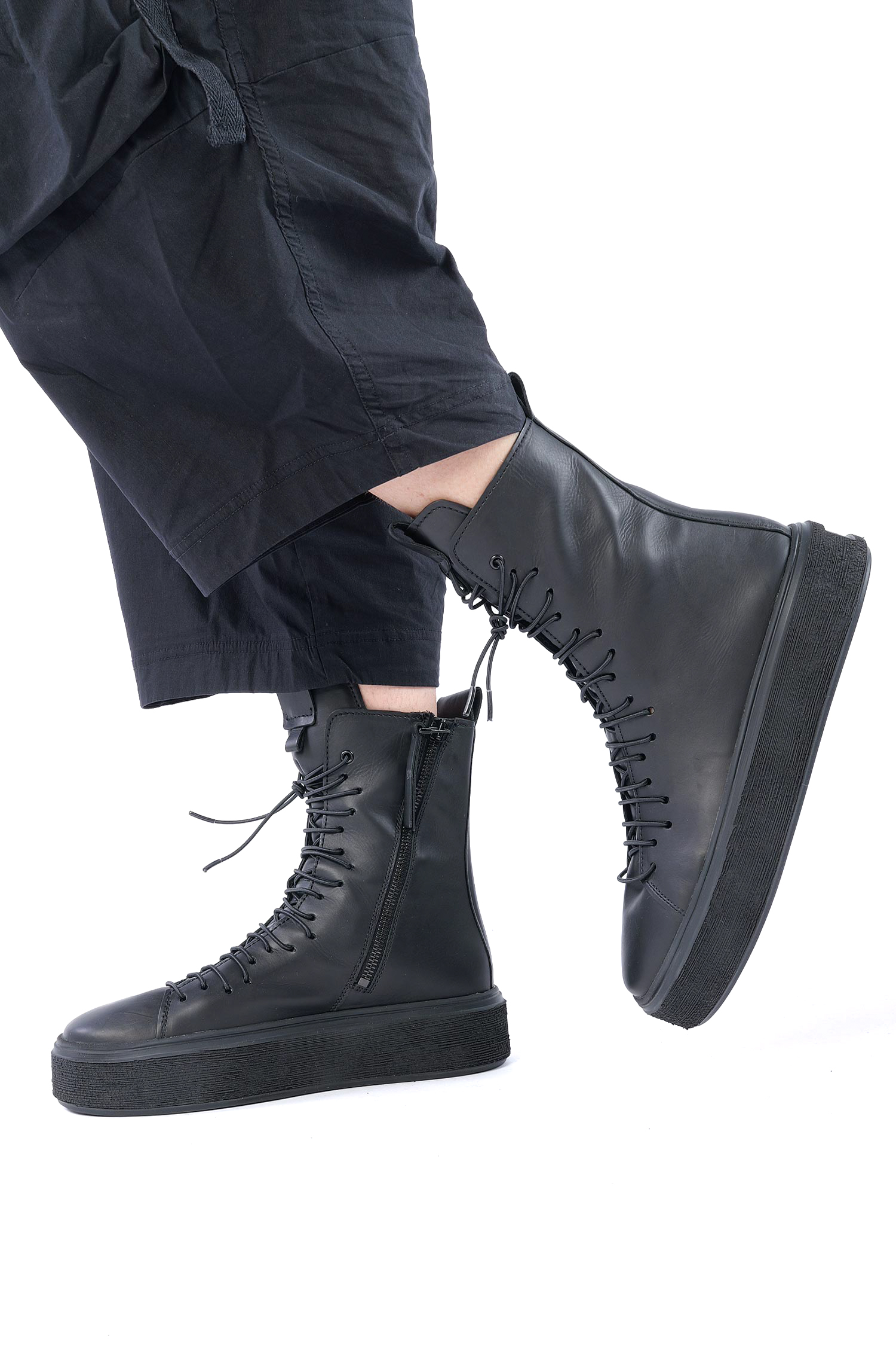 Hohe Ledersneaker - Schwarz - 907108