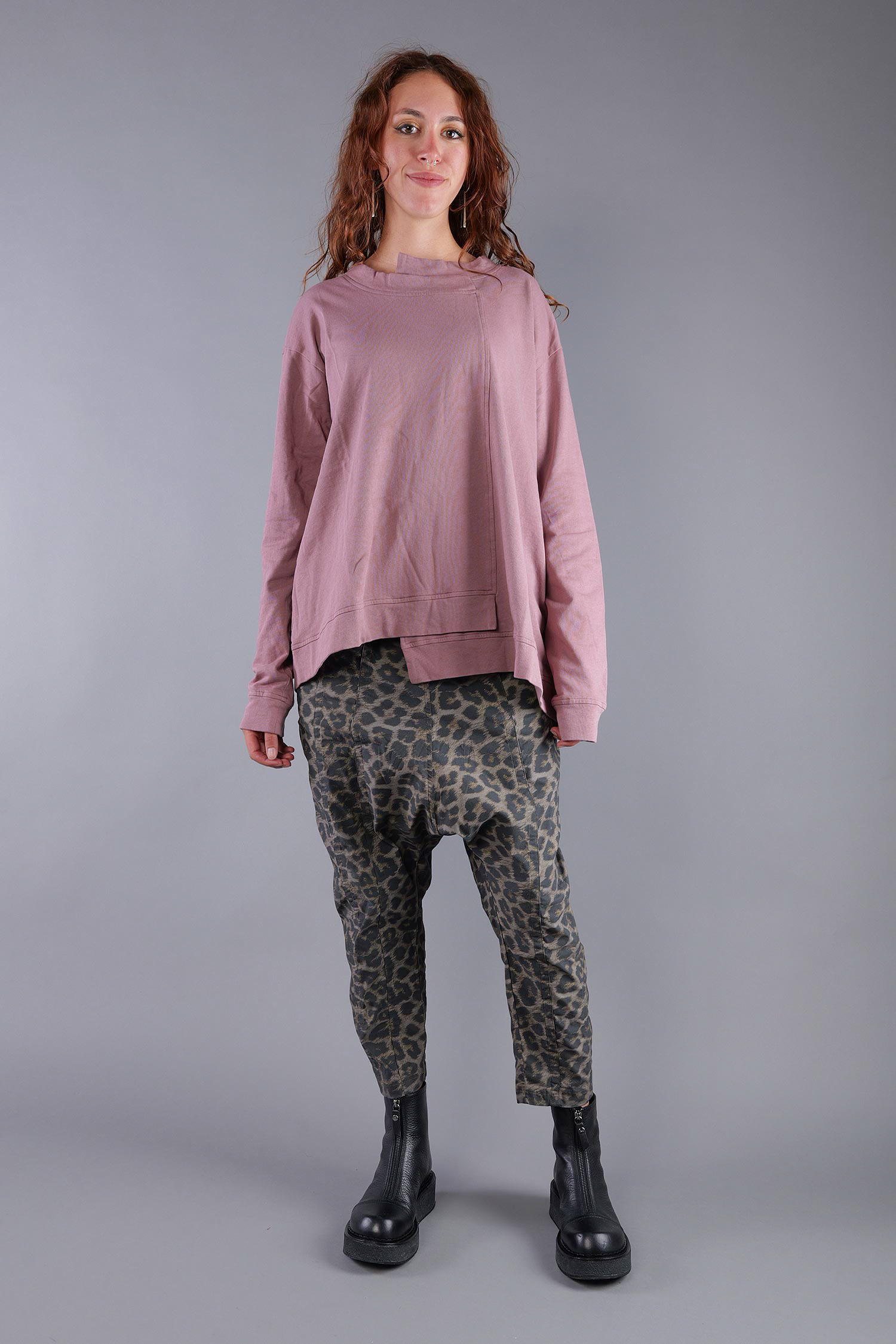 Asymmetrischer Sweater - Crystal - 2263290501